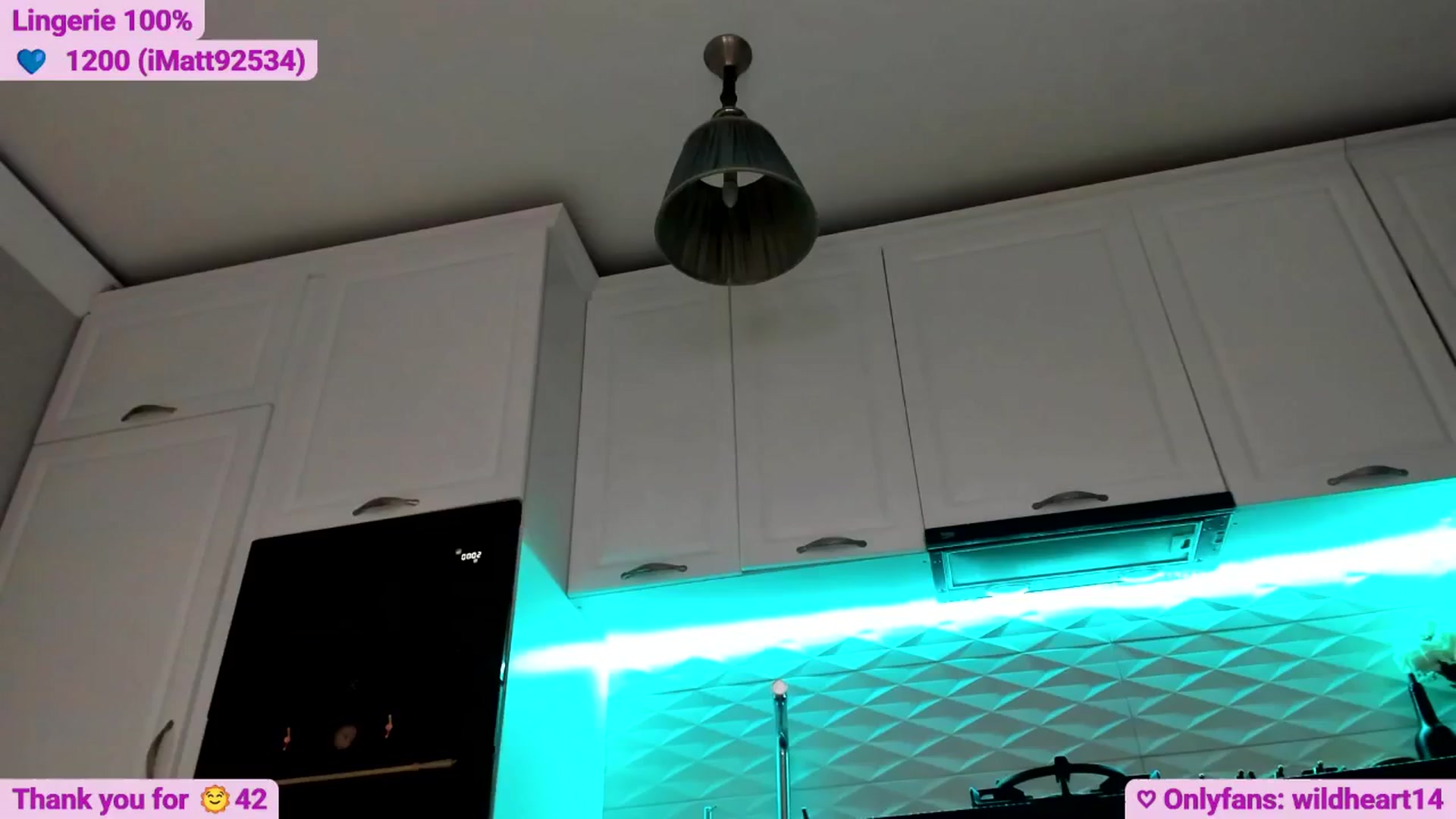 Gallery image thumbnail from Yveline's myfreecams stream on, 06/22/2025, 21:35 image 2 of 20