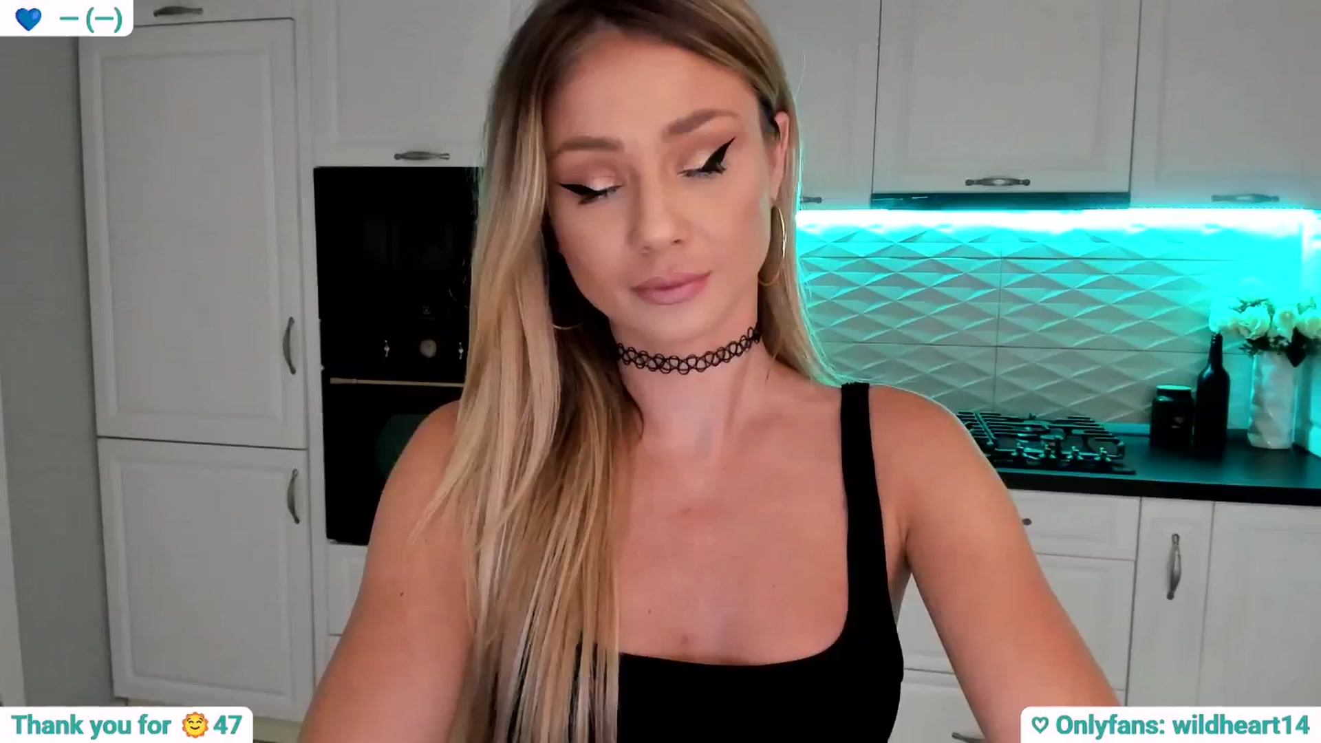 Gallery image thumbnail from Yveline's myfreecams stream on, 06/24/2025, 22:07 image 1 of 20