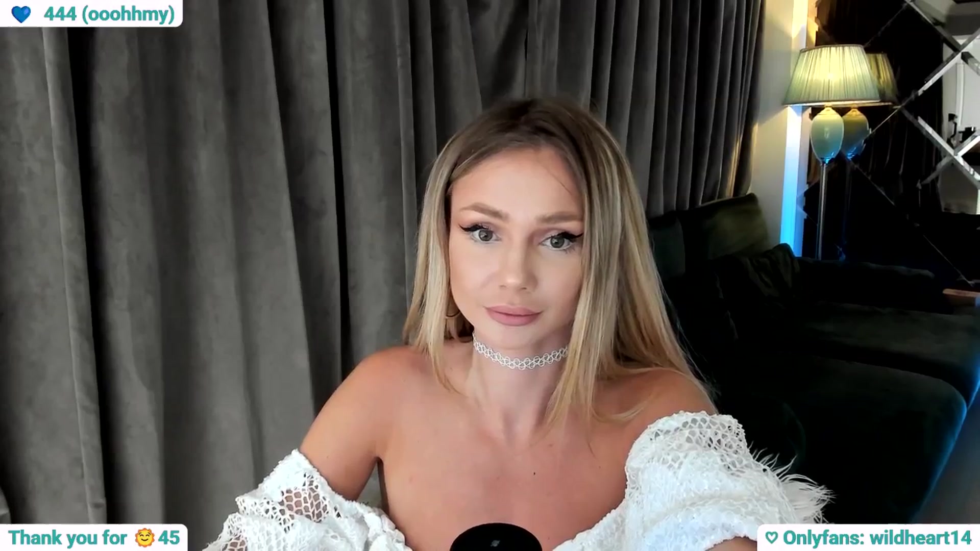 Gallery image thumbnail from Yveline's myfreecams stream on, 06/30/2025, 21:18 image 15 of 20