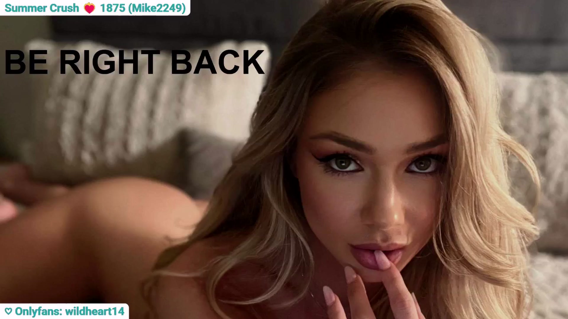 Gallery image thumbnail from Yveline's myfreecams stream on, 07/01/2025, 16:38 image 15 of 20