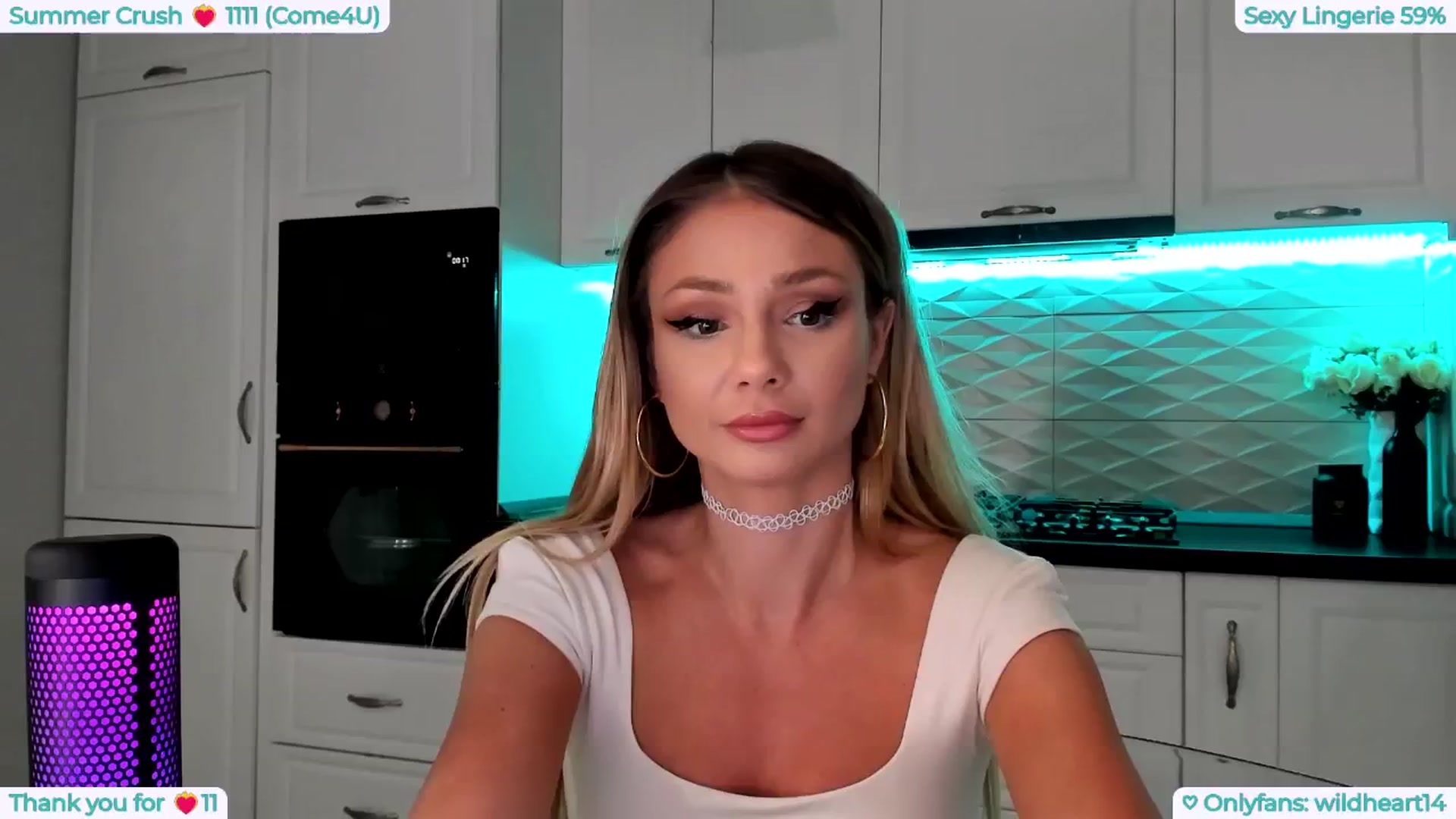 Gallery image thumbnail from Yveline's myfreecams stream on, 07/02/2025, 20:24 image 13 of 20