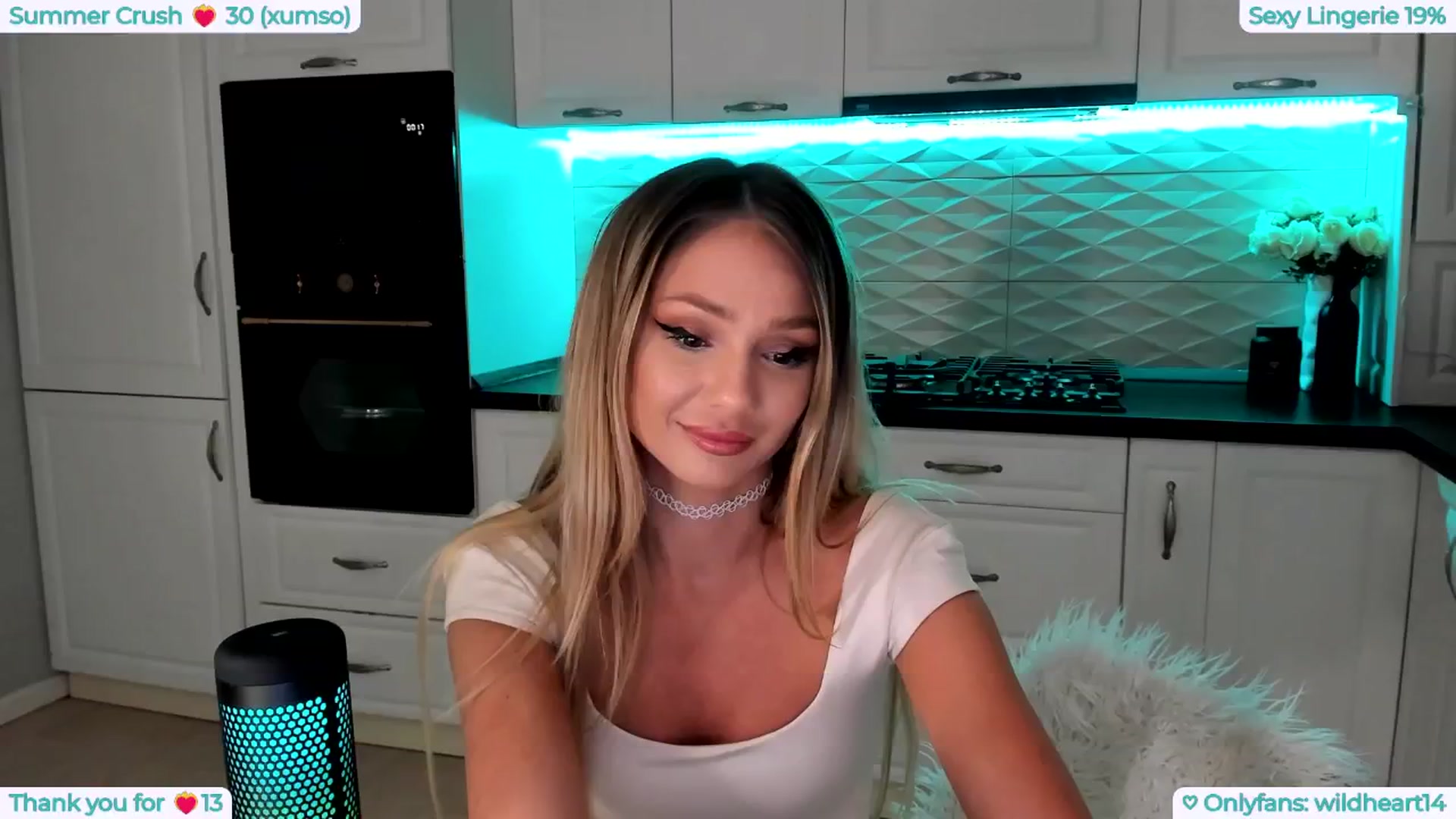 Gallery image thumbnail from Yveline's myfreecams stream on, 07/02/2025, 20:24 image 8 of 20