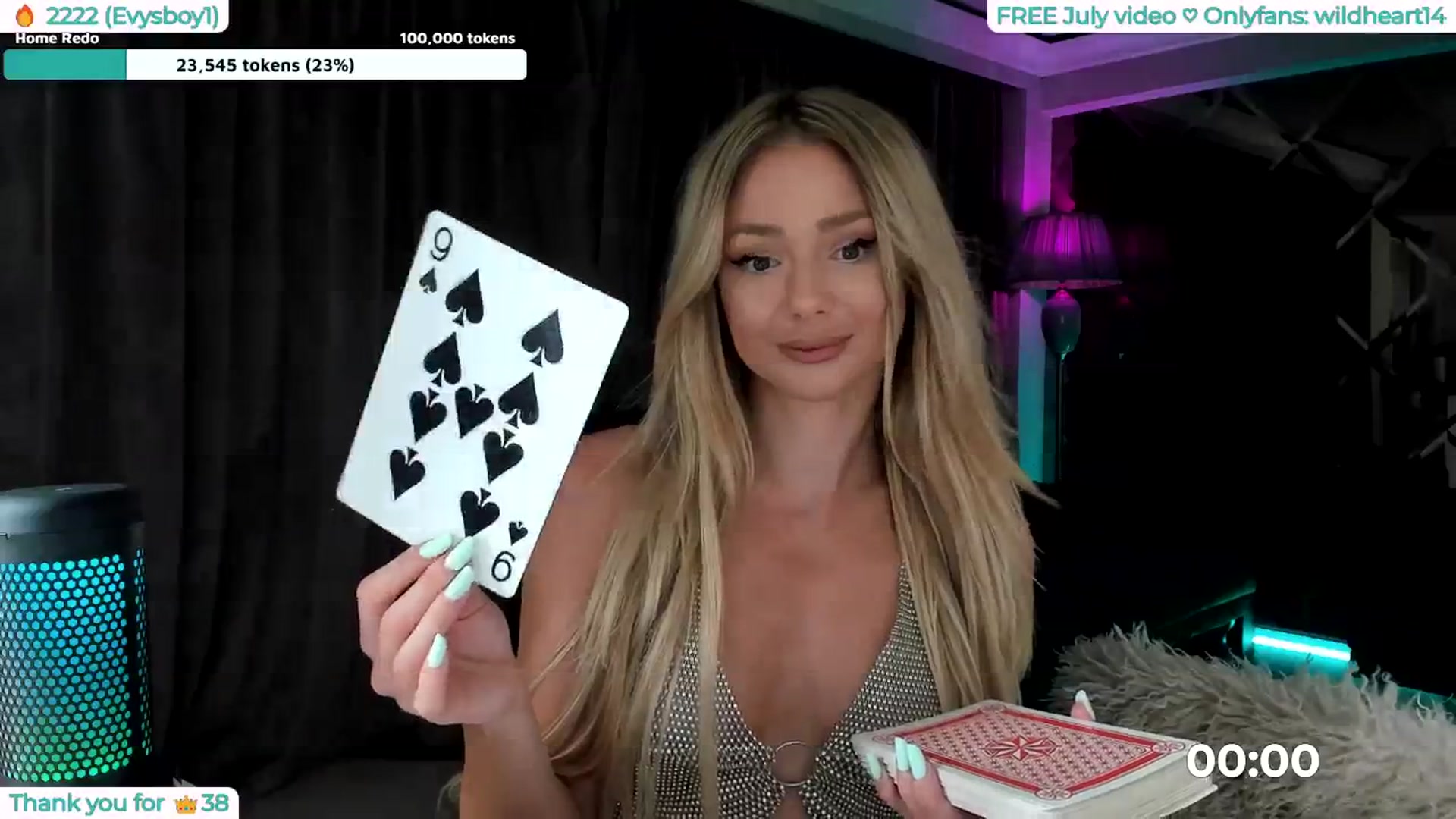 Gallery image thumbnail from Yveline's myfreecams stream on, 07/25/2025, 22:54 image 19 of 20