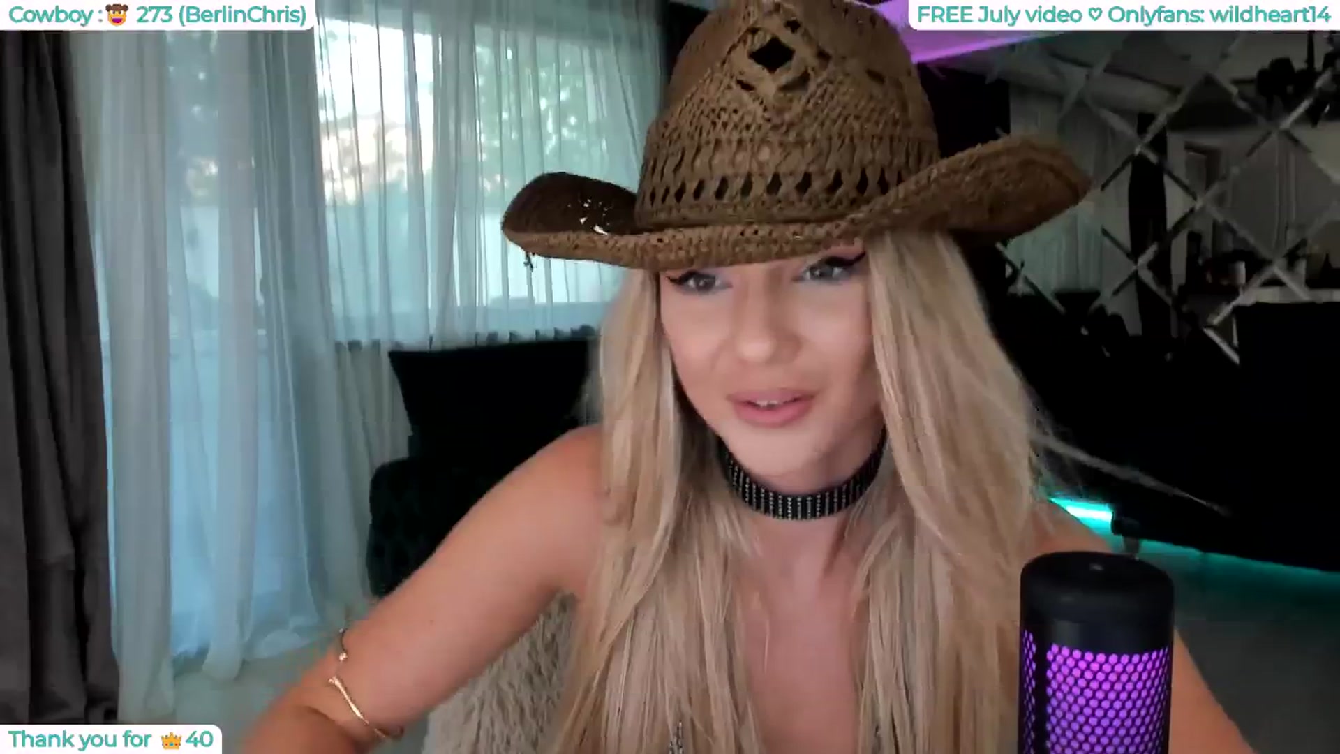 Gallery image thumbnail from Yveline's myfreecams stream on, 07/26/2025, 17:30 image 19 of 20