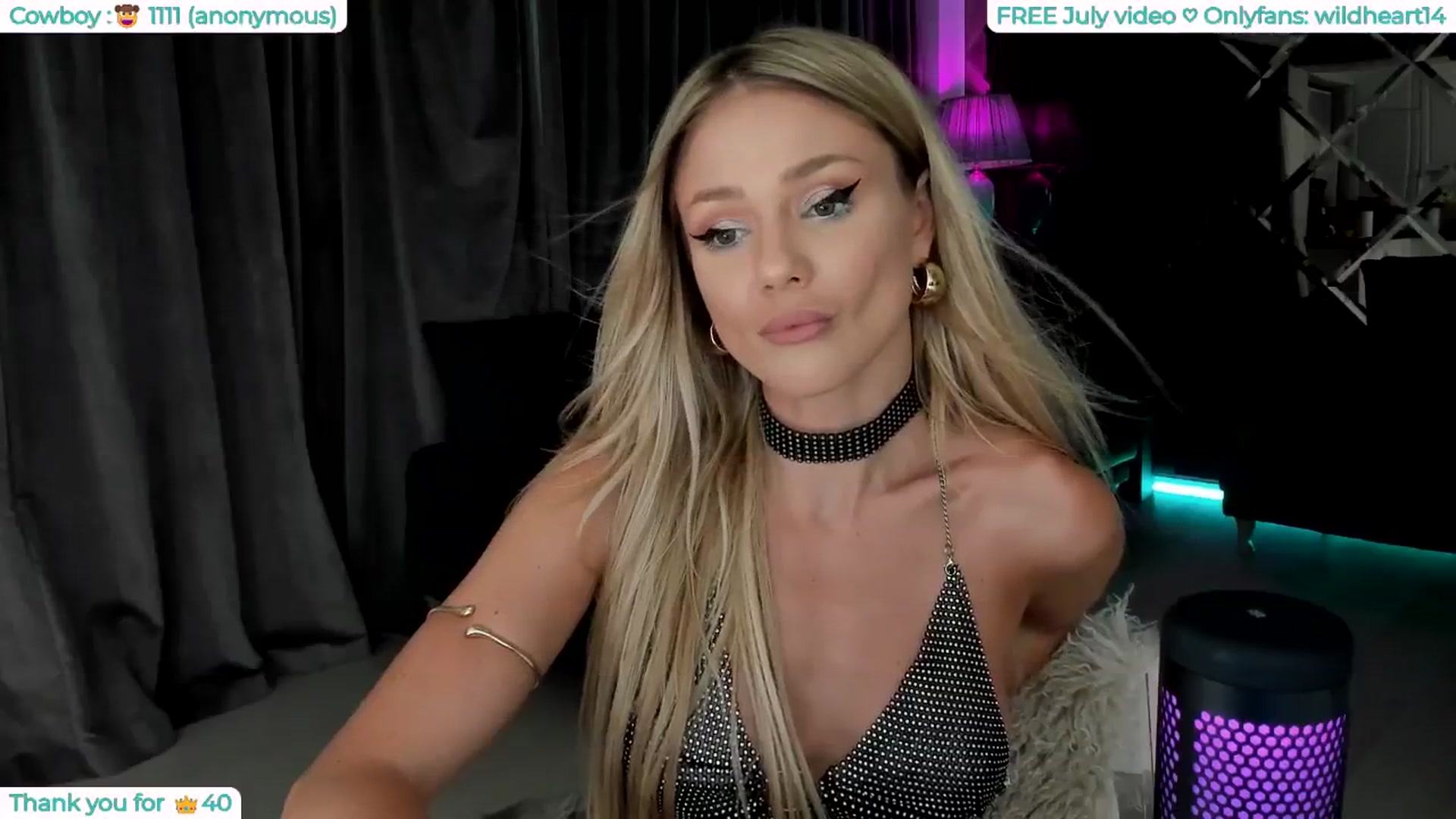 Gallery image thumbnail from Yveline's myfreecams stream on, 07/26/2025, 20:47 image 6 of 20