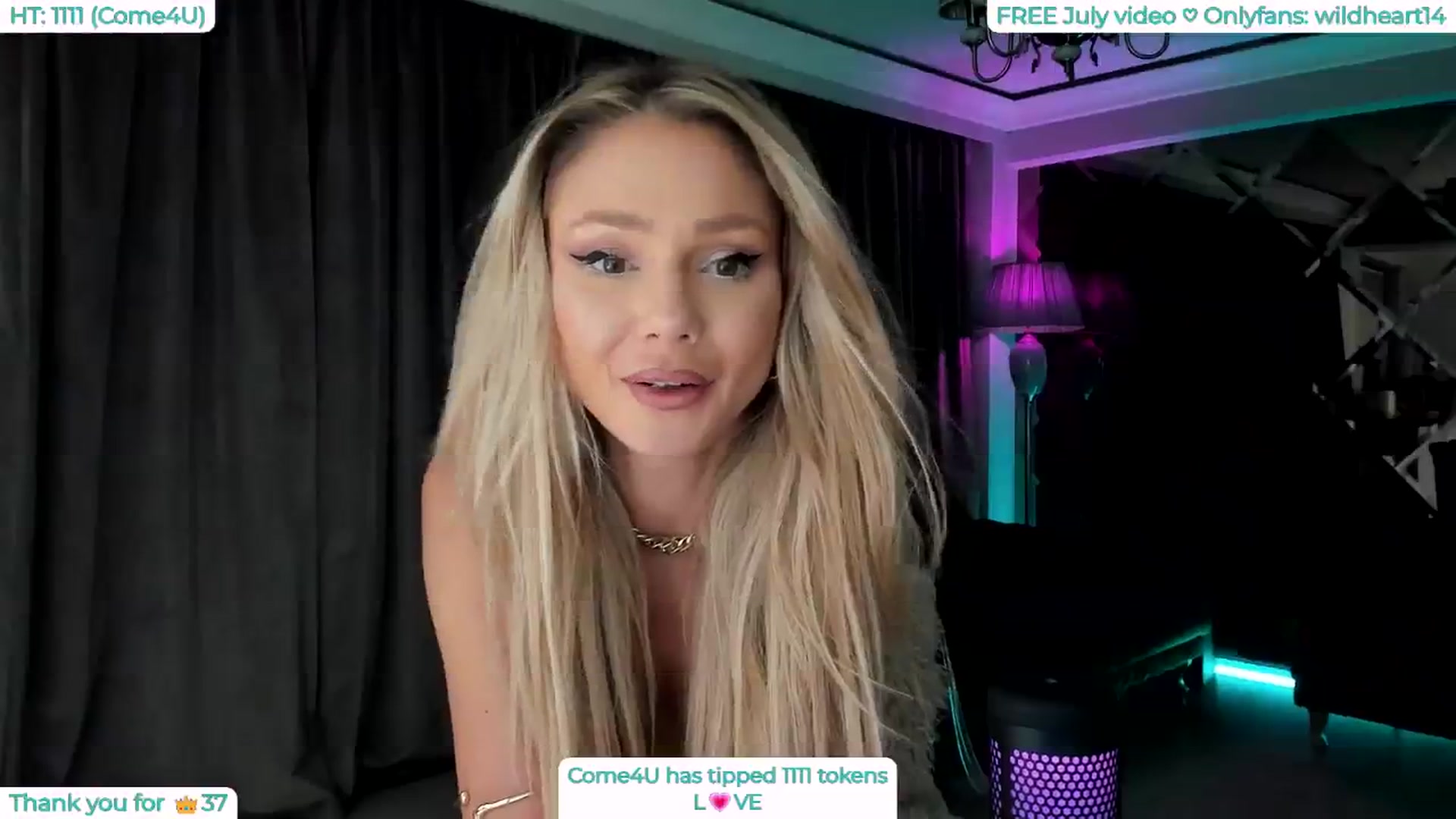 Gallery image thumbnail from Yveline's myfreecams stream on, 07/28/2025, 23:26 image 17 of 20