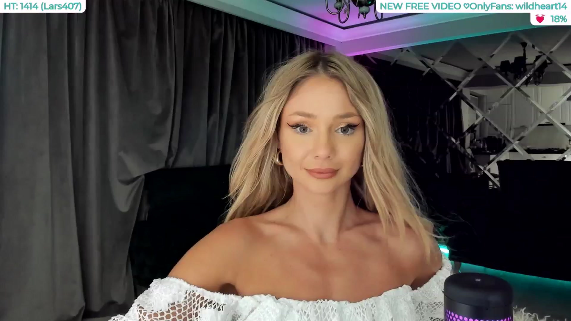 Gallery image thumbnail from Yveline's myfreecams stream on, 08/07/2025, 22:08 image 8 of 20