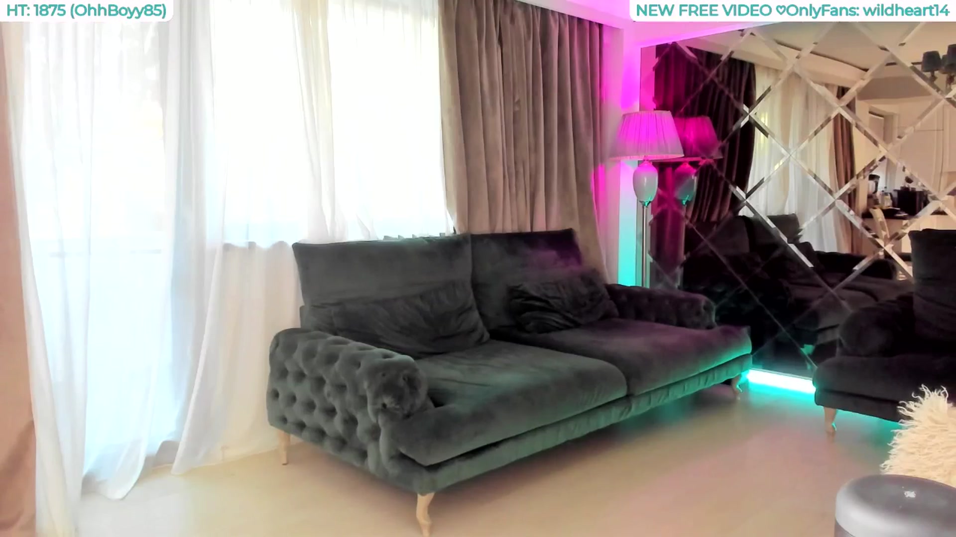 Gallery image thumbnail from Yveline's myfreecams stream on, 08/08/2025, 16:57 image 3 of 20