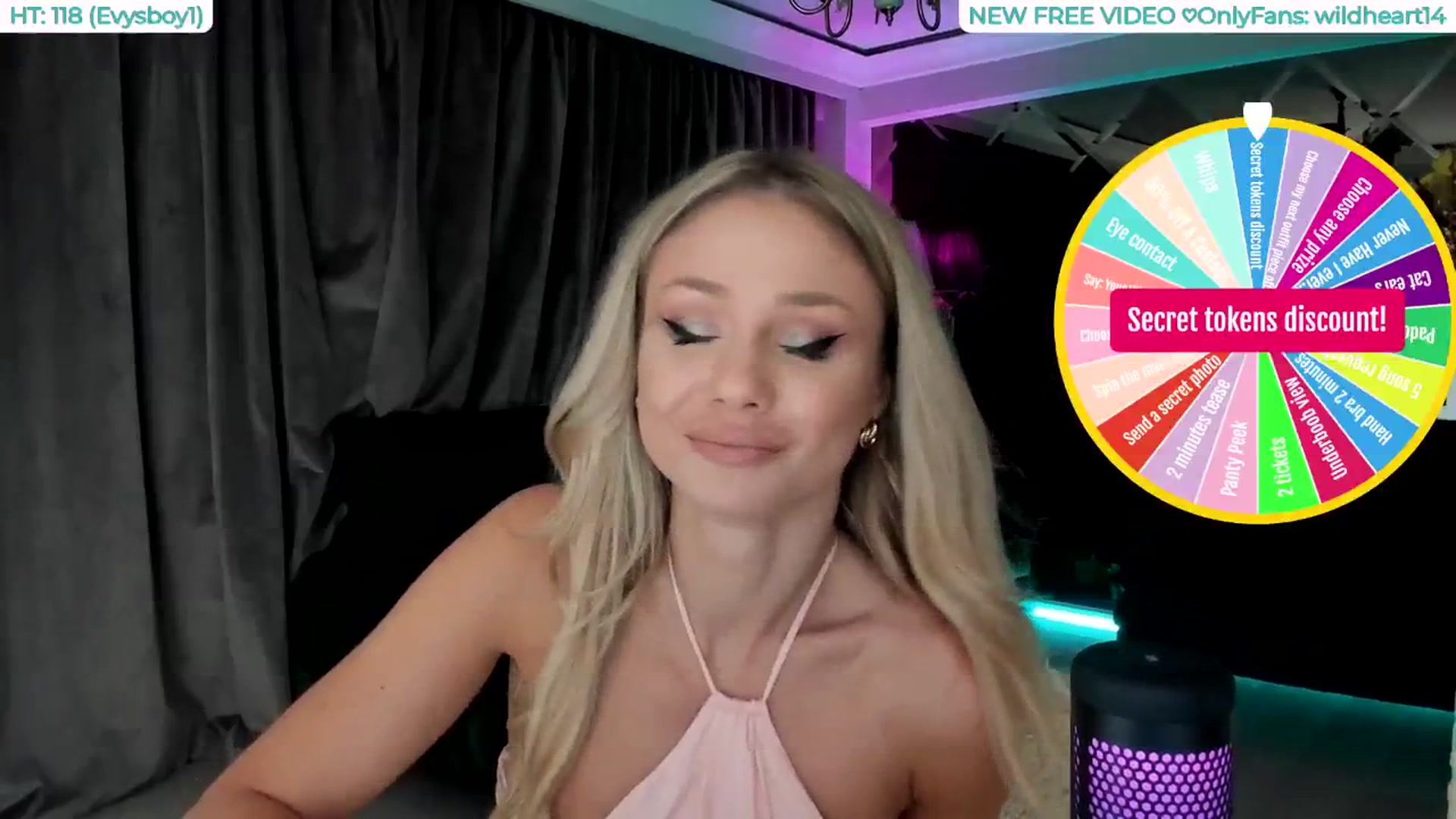 Gallery image thumbnail from Yveline's myfreecams stream on, 08/09/2025, 22:52 image 5 of 20