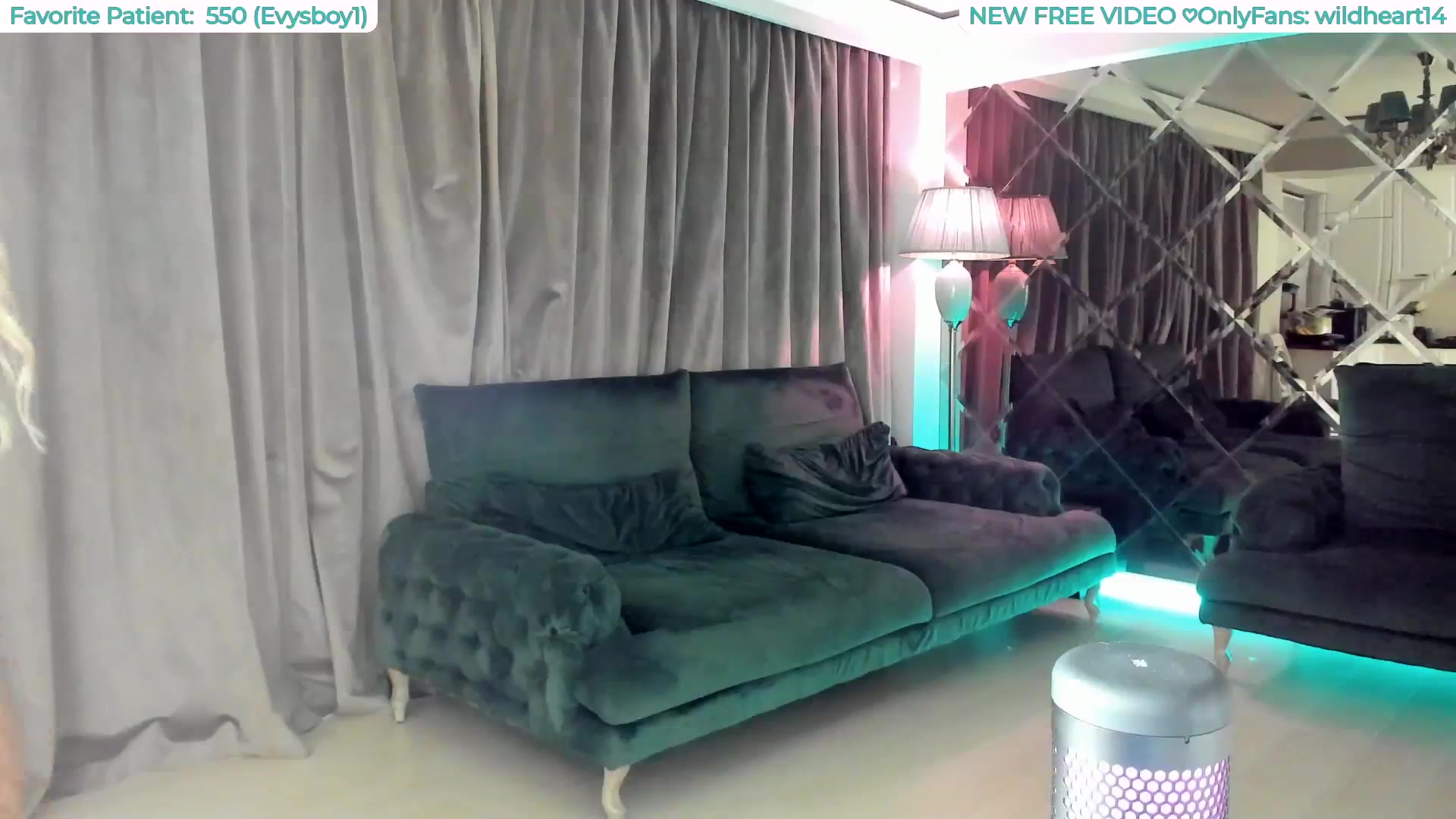 Gallery image thumbnail from Yveline's myfreecams stream on, 08/13/2025, 22:52 image 19 of 20