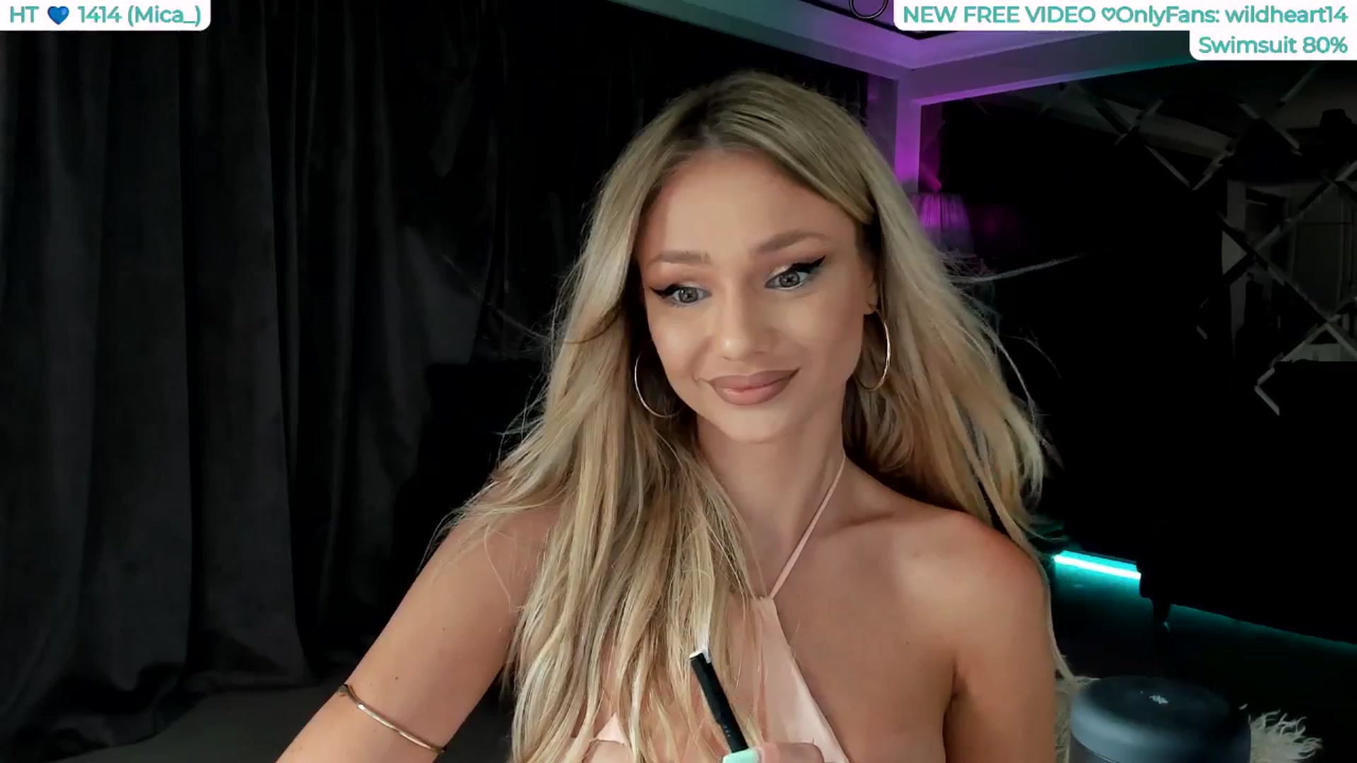 Gallery image thumbnail from Yveline's myfreecams stream on, 08/17/2025, 22:43 image 14 of 20