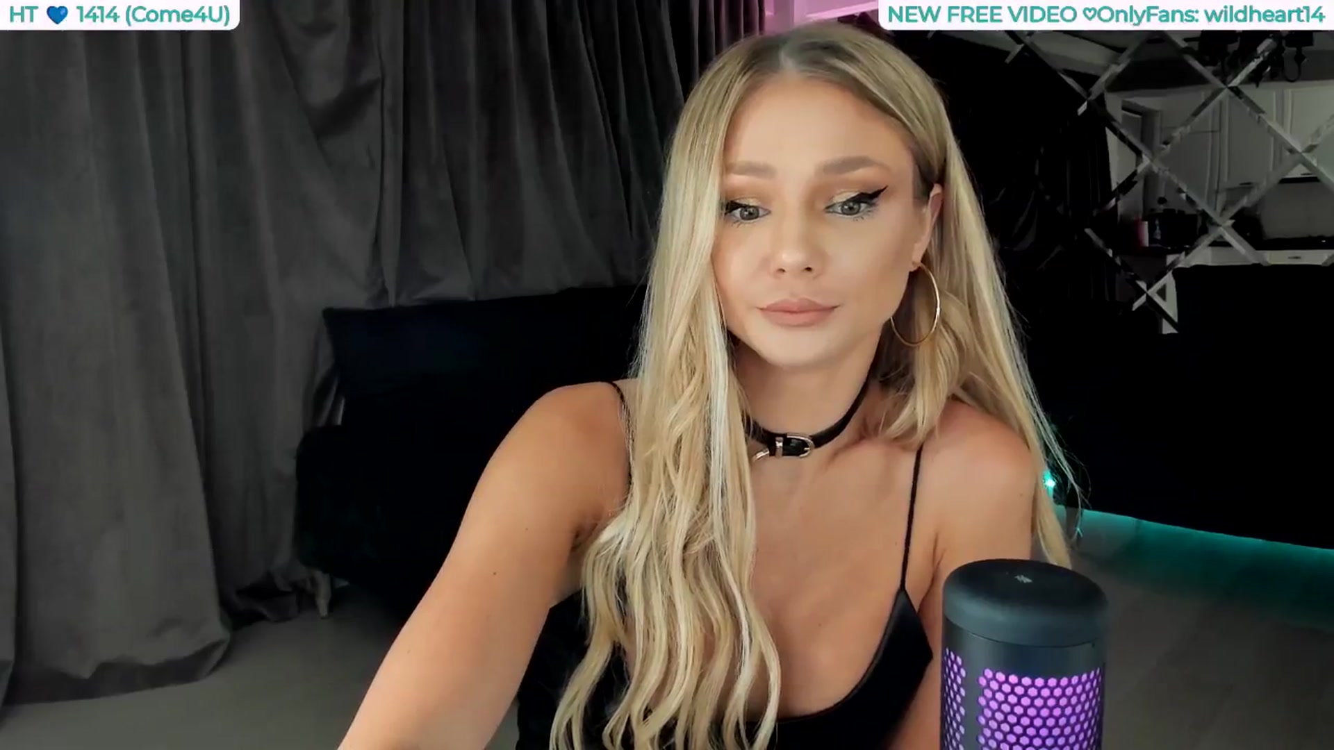 Gallery image thumbnail from Yveline's myfreecams stream on, 08/23/2025, 15:21 image 7 of 20