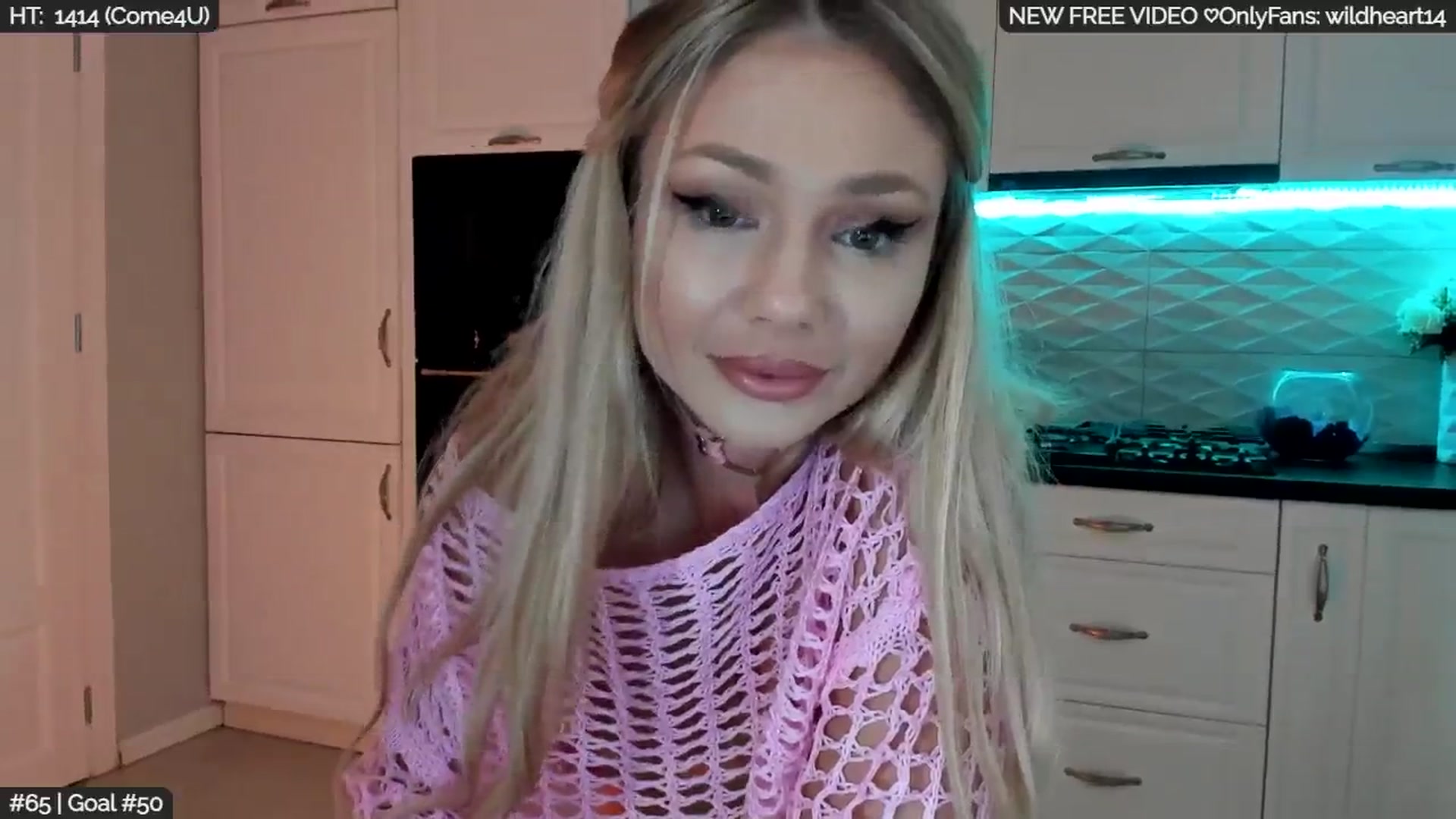 Gallery image thumbnail from Yveline's myfreecams stream on, 08/25/2025, 20:37 image 4 of 20