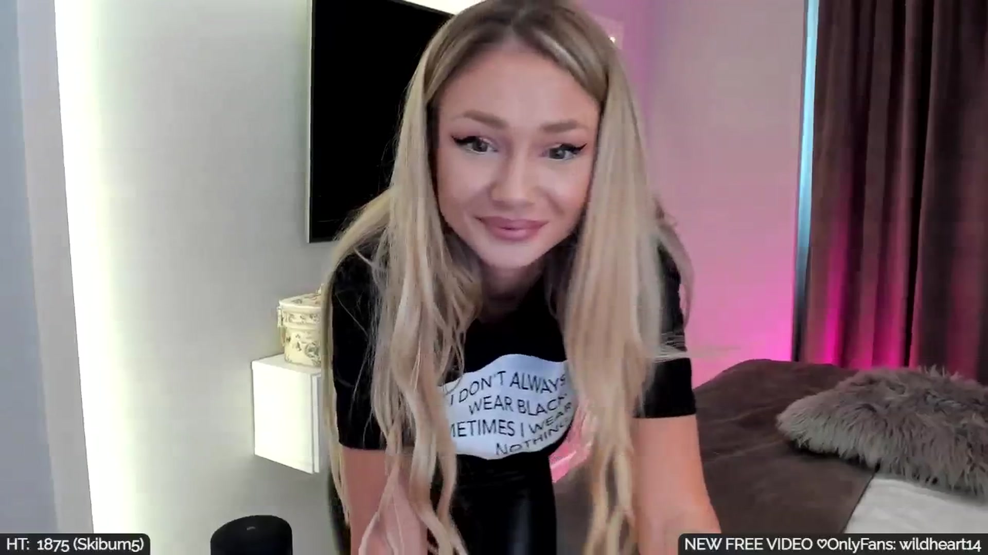 Gallery image thumbnail from Yveline's myfreecams stream on, 08/29/2025, 13:43 image 13 of 20