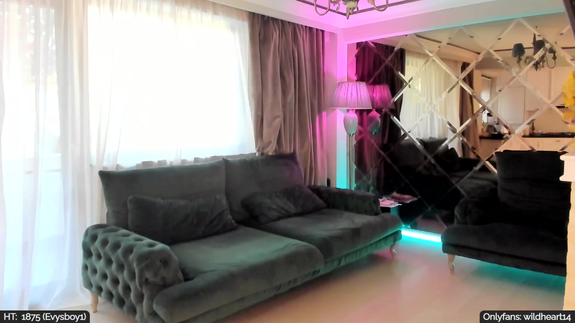 Gallery image thumbnail from Yveline's myfreecams stream on, 09/02/2025, 15:46 image 3 of 20