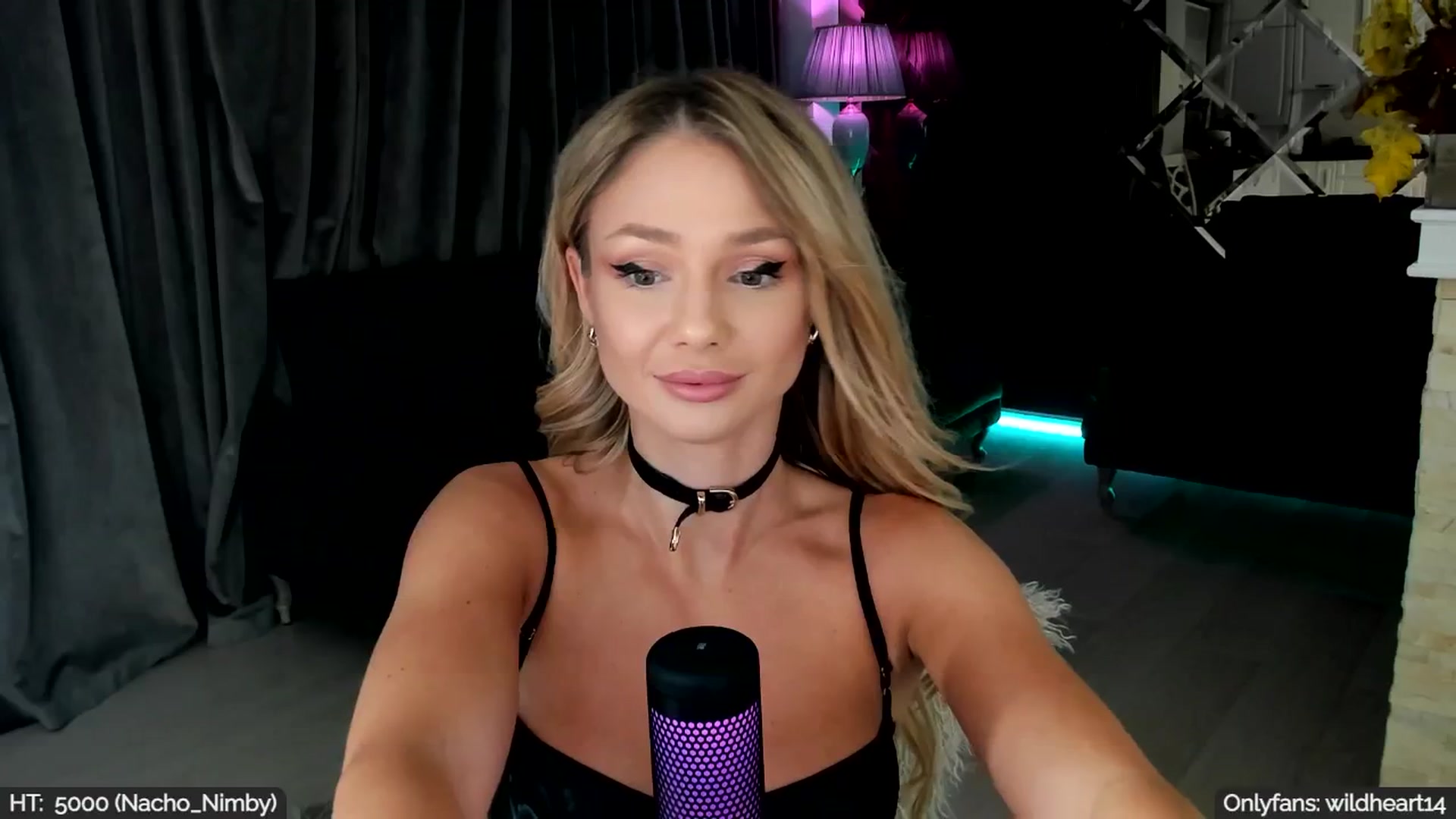 Gallery image thumbnail from Yveline's myfreecams stream on, 09/04/2025, 23:01 image 13 of 20