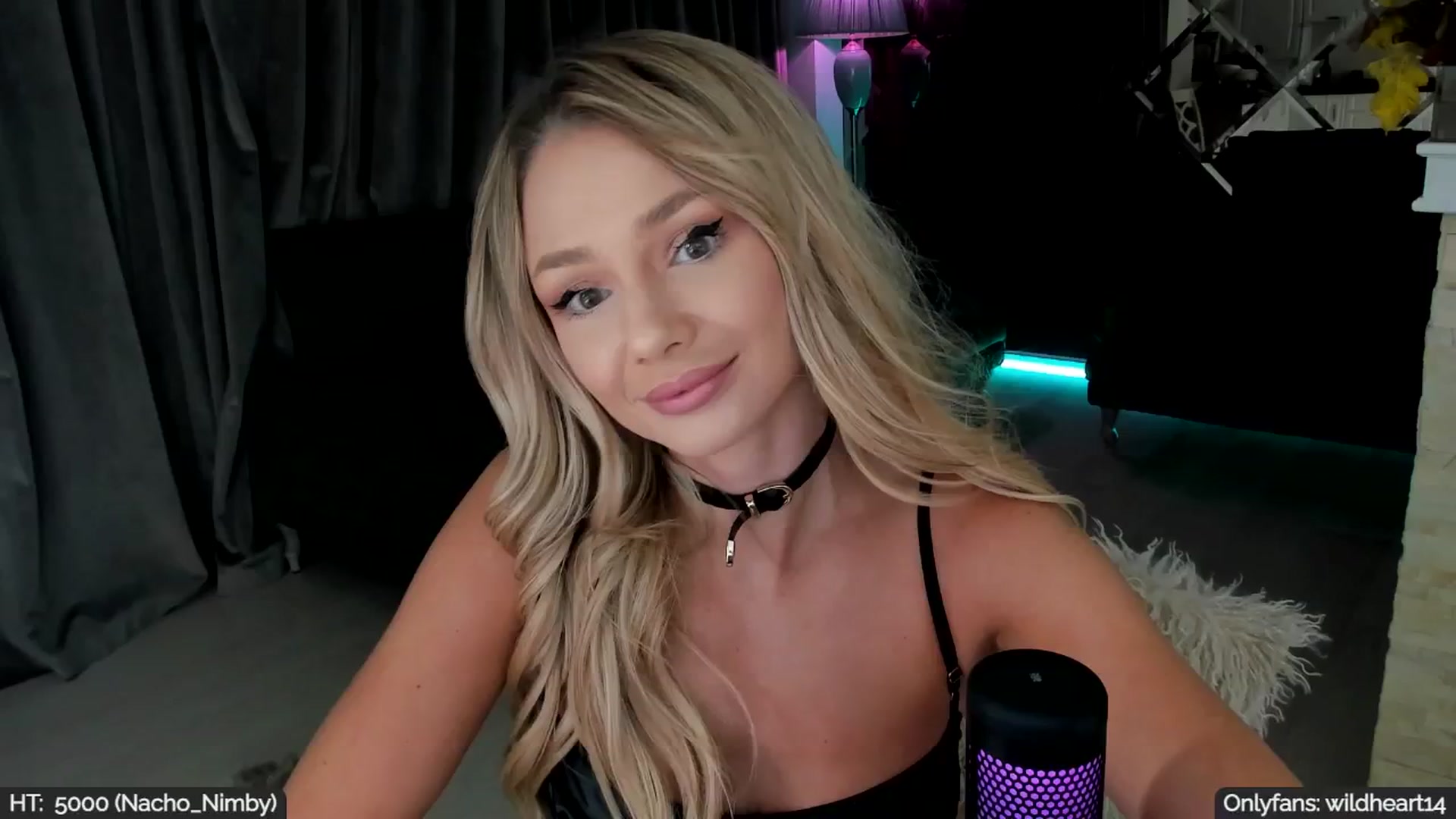 Gallery image thumbnail from Yveline's myfreecams stream on, 09/04/2025, 23:01 image 4 of 20