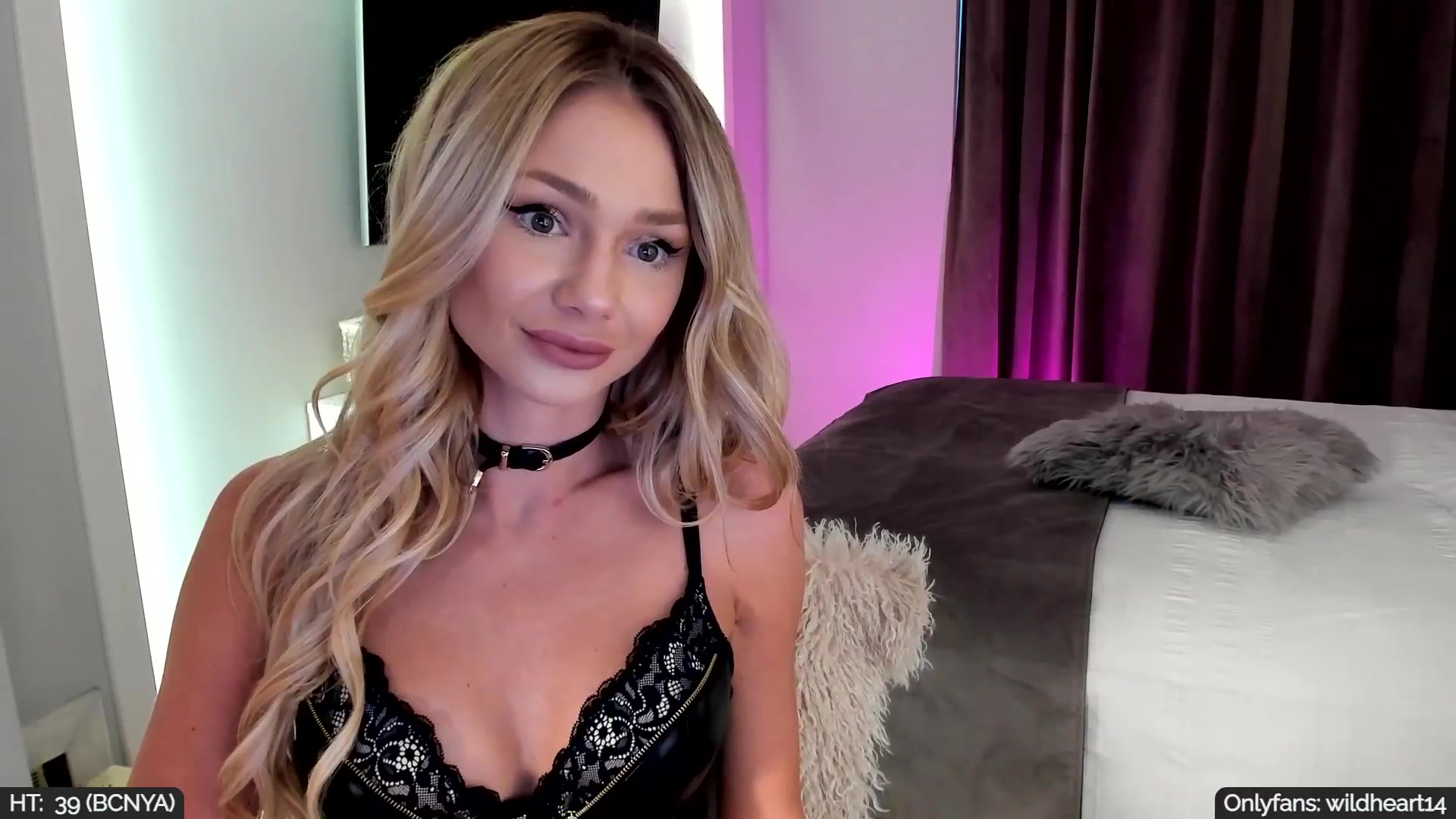Gallery image thumbnail from Yveline's myfreecams stream on, 09/05/2025, 15:21 image 20 of 20