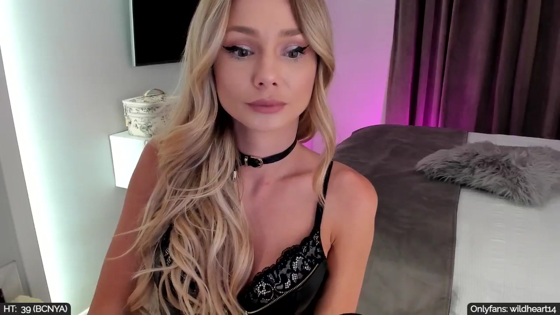Gallery image thumbnail from Yveline's myfreecams stream on, 09/05/2025, 16:42 image 20 of 20