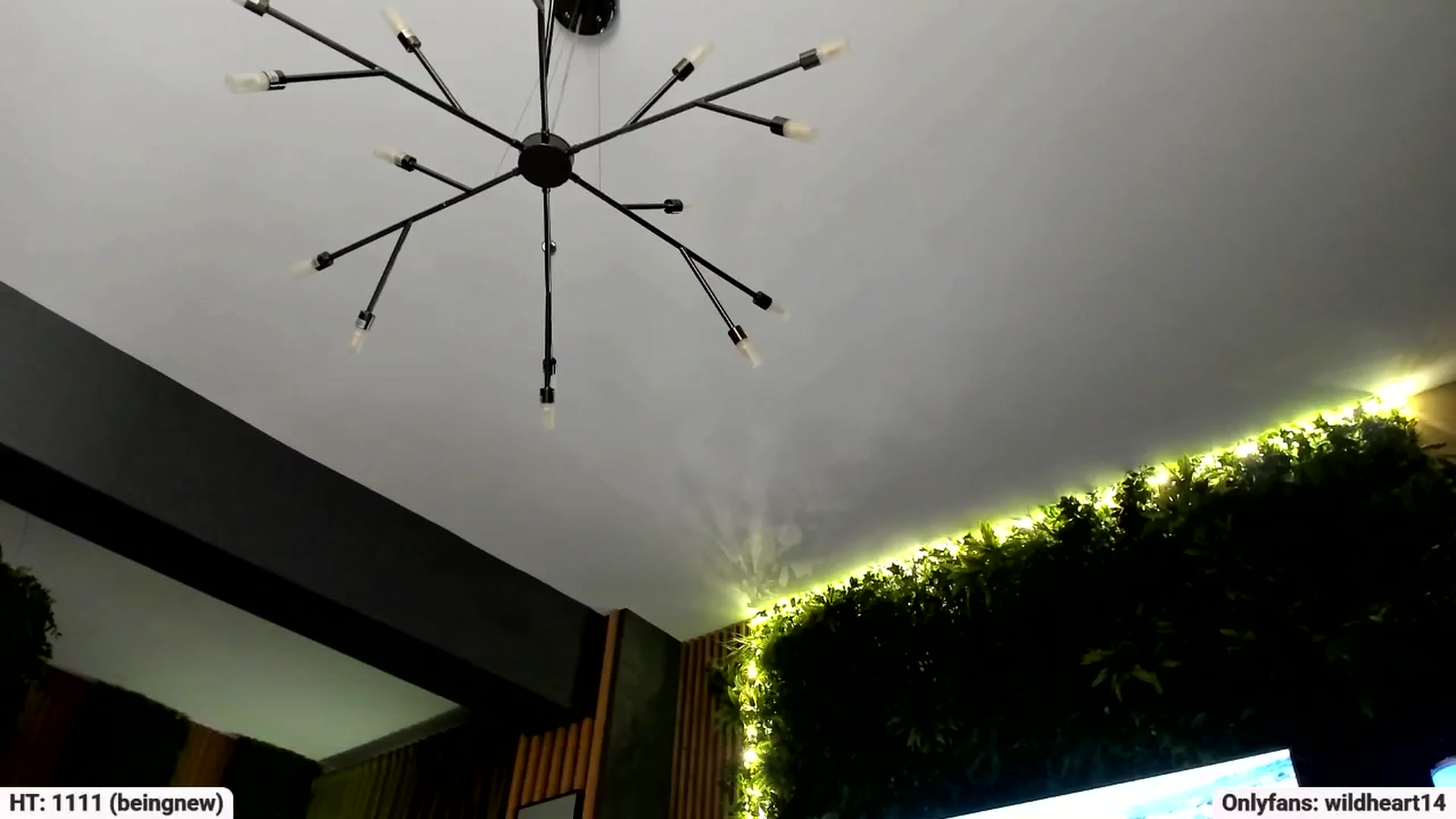 Gallery image thumbnail from Yveline's myfreecams stream on, 09/11/2025, 21:40 image 13 of 20