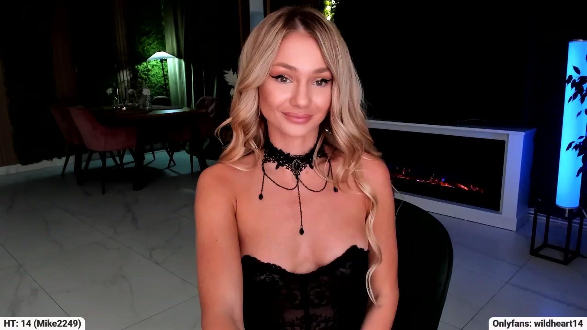 Gallery image thumbnail from Yveline's myfreecams stream on, 09/12/2025, 14:24 image 4 of 20