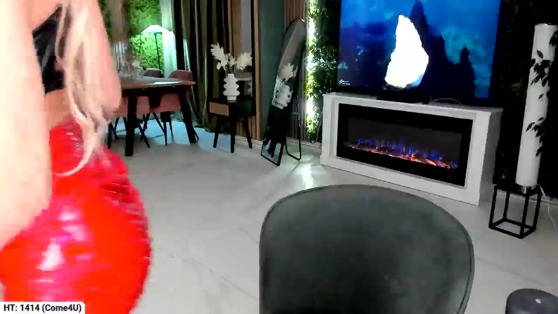 Gallery image thumbnail from Yveline's myfreecams stream on, 09/15/2025, 18:03 image 3 of 20
