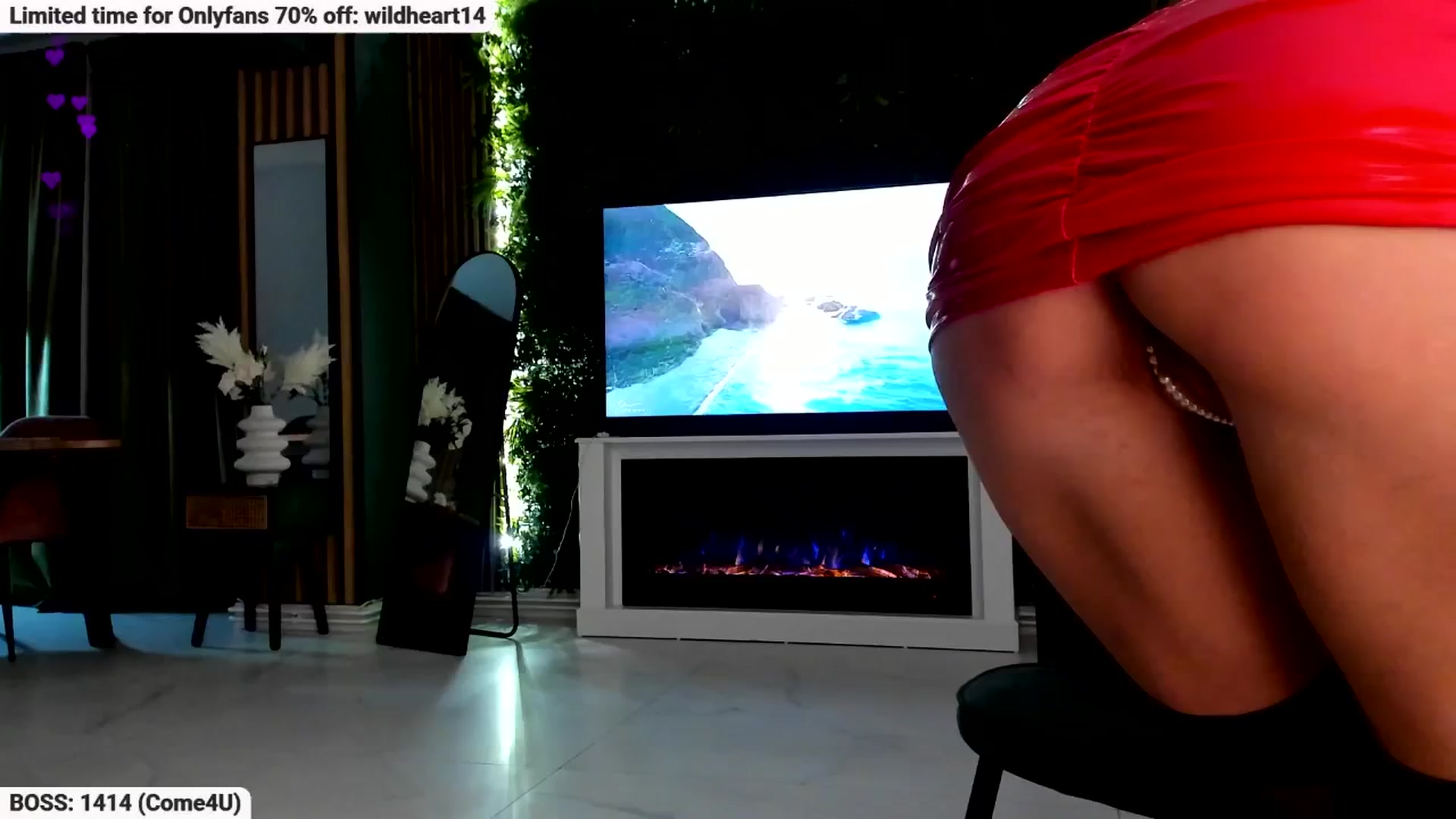 Gallery image thumbnail from Yveline's myfreecams stream on, 09/15/2025, 21:21 image 7 of 20