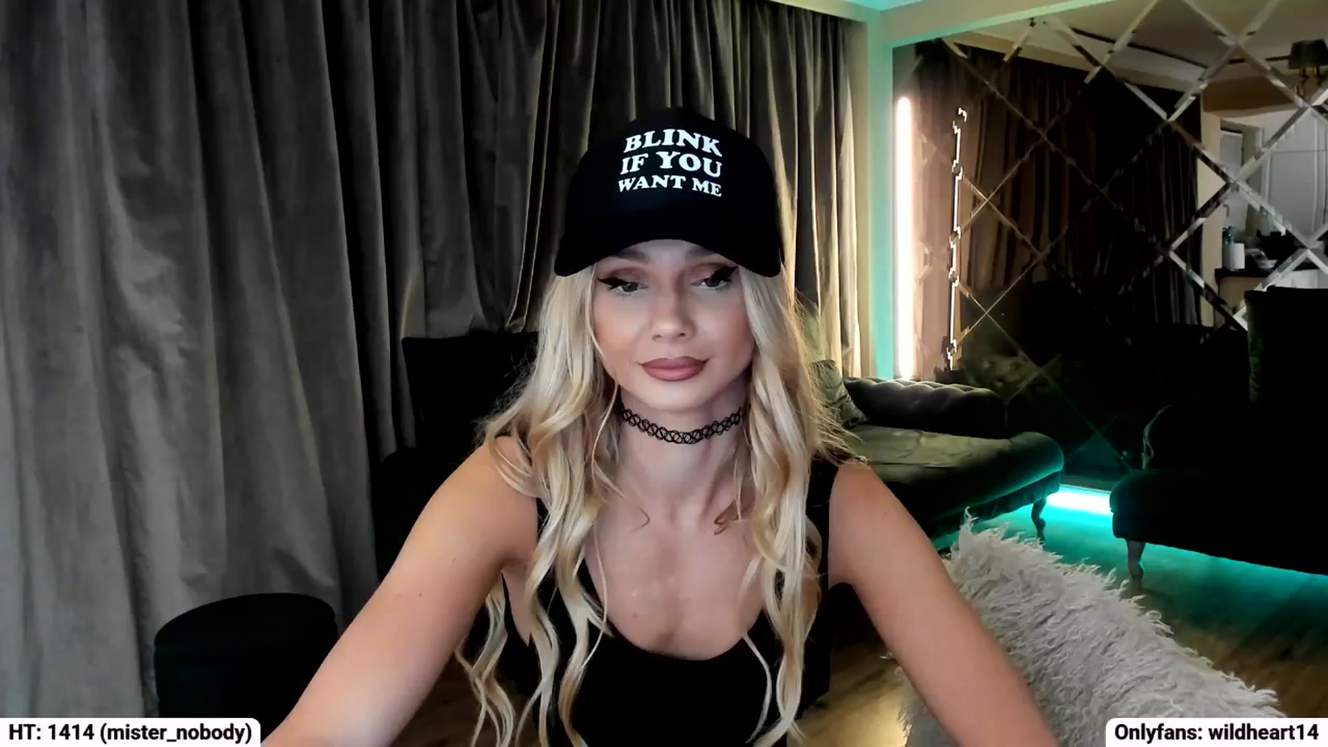 Gallery image thumbnail from Yveline's myfreecams stream on, 09/25/2025, 22:07 image 3 of 20