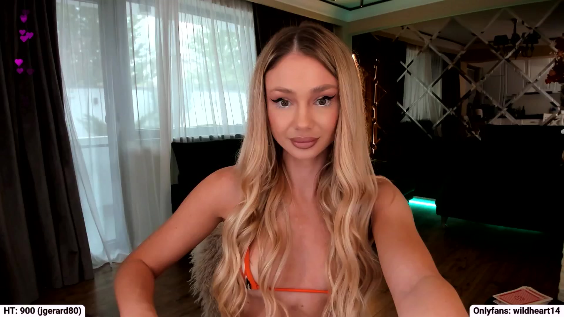 Gallery image thumbnail from Yveline's myfreecams stream on, 10/01/2025, 12:22 image 1 of 20