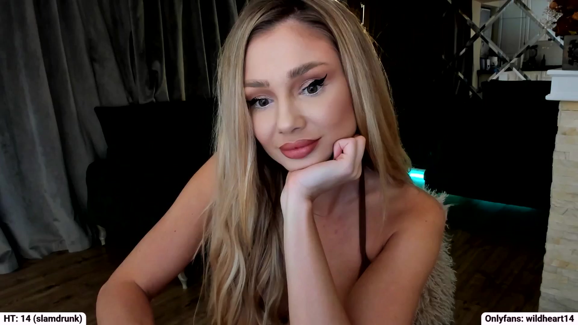 Gallery image thumbnail from Yveline's myfreecams stream on, 10/06/2025, 21:26 image 2 of 20