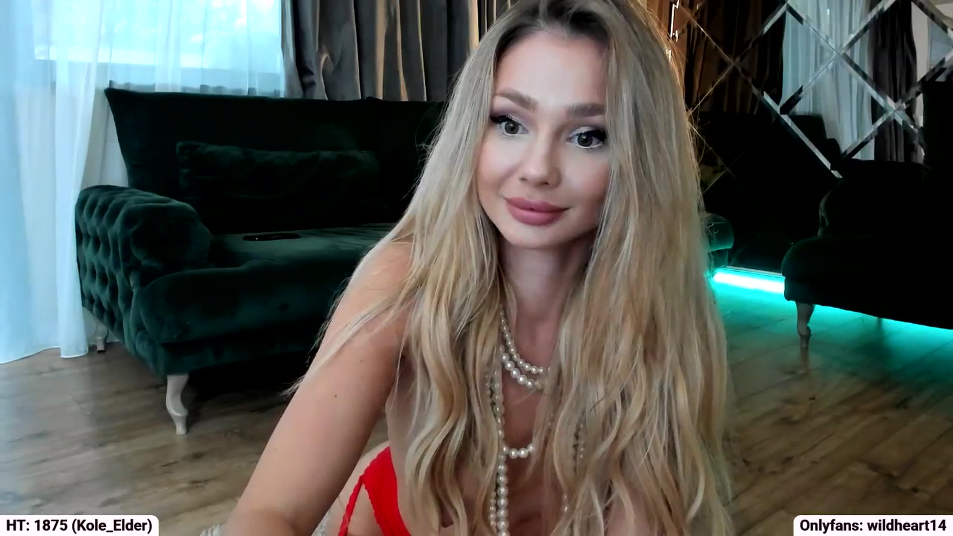 Gallery image thumbnail from Yveline's myfreecams stream on, 10/07/2025, 13:28 image 15 of 20
