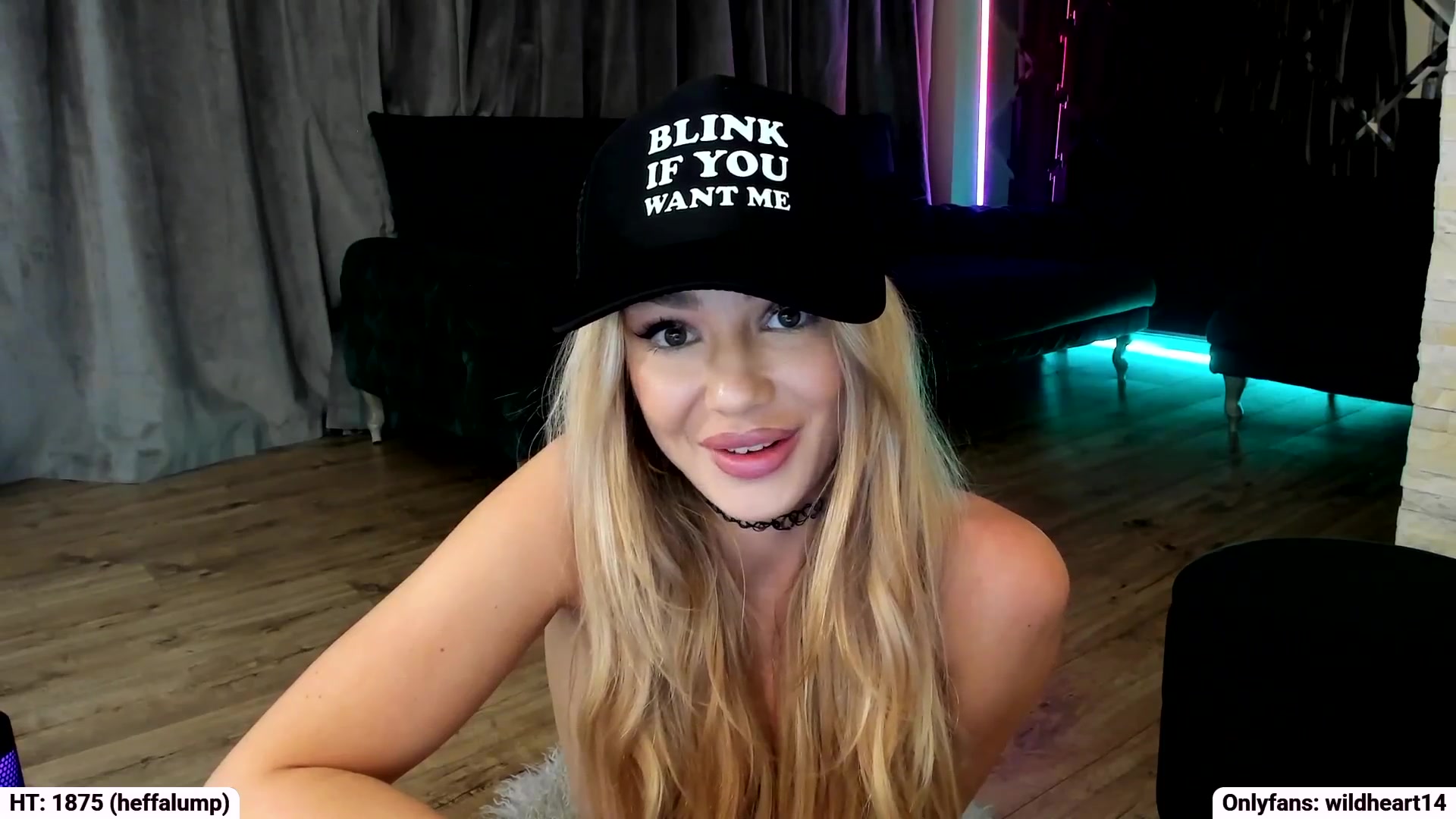 Gallery image thumbnail from Yveline's myfreecams stream on, 10/09/2025, 20:08 image 20 of 20