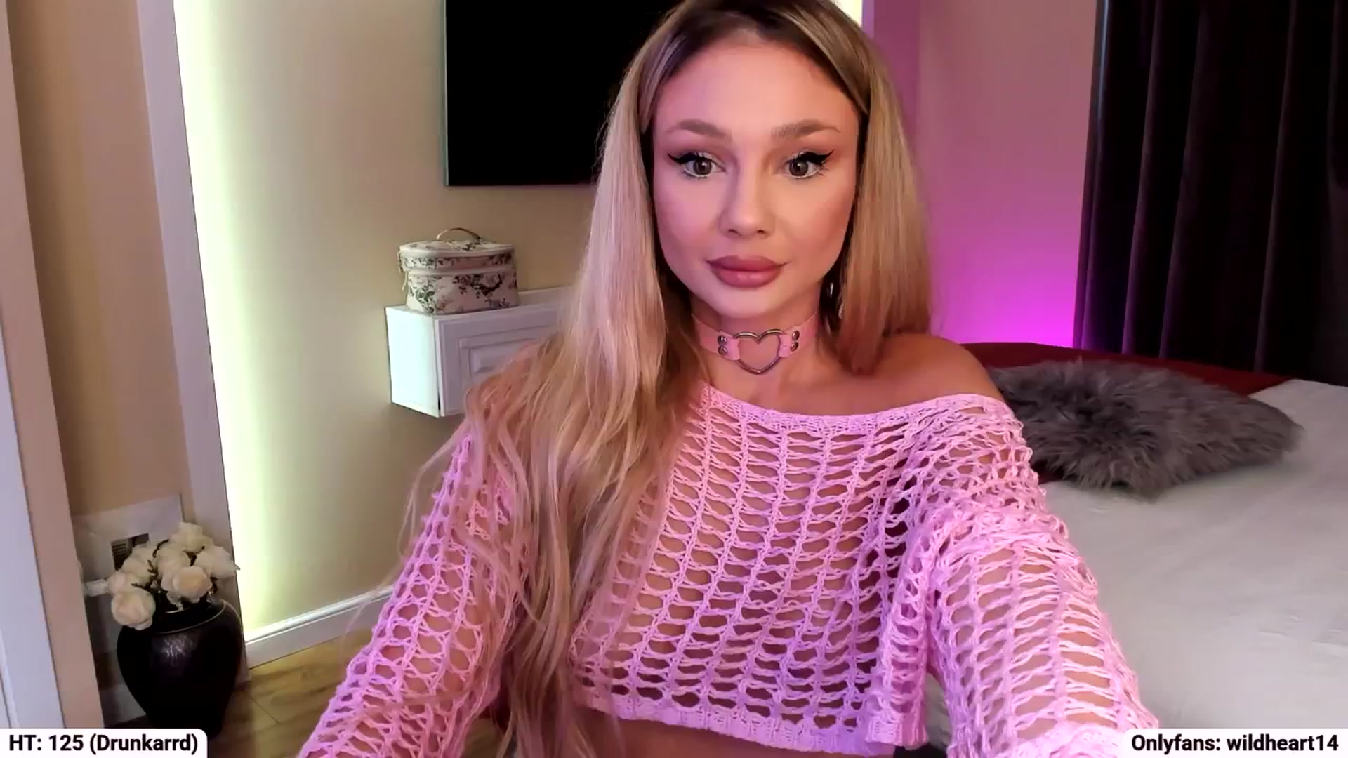 Gallery image thumbnail from Yveline's myfreecams stream on, 10/11/2025, 15:15 image 2 of 20