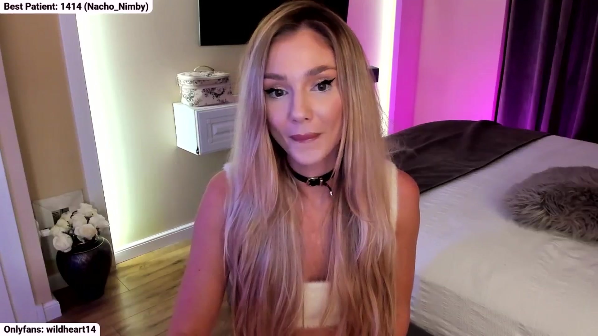 Gallery image thumbnail from Yveline's myfreecams stream on, 10/12/2025, 22:30 image 13 of 20