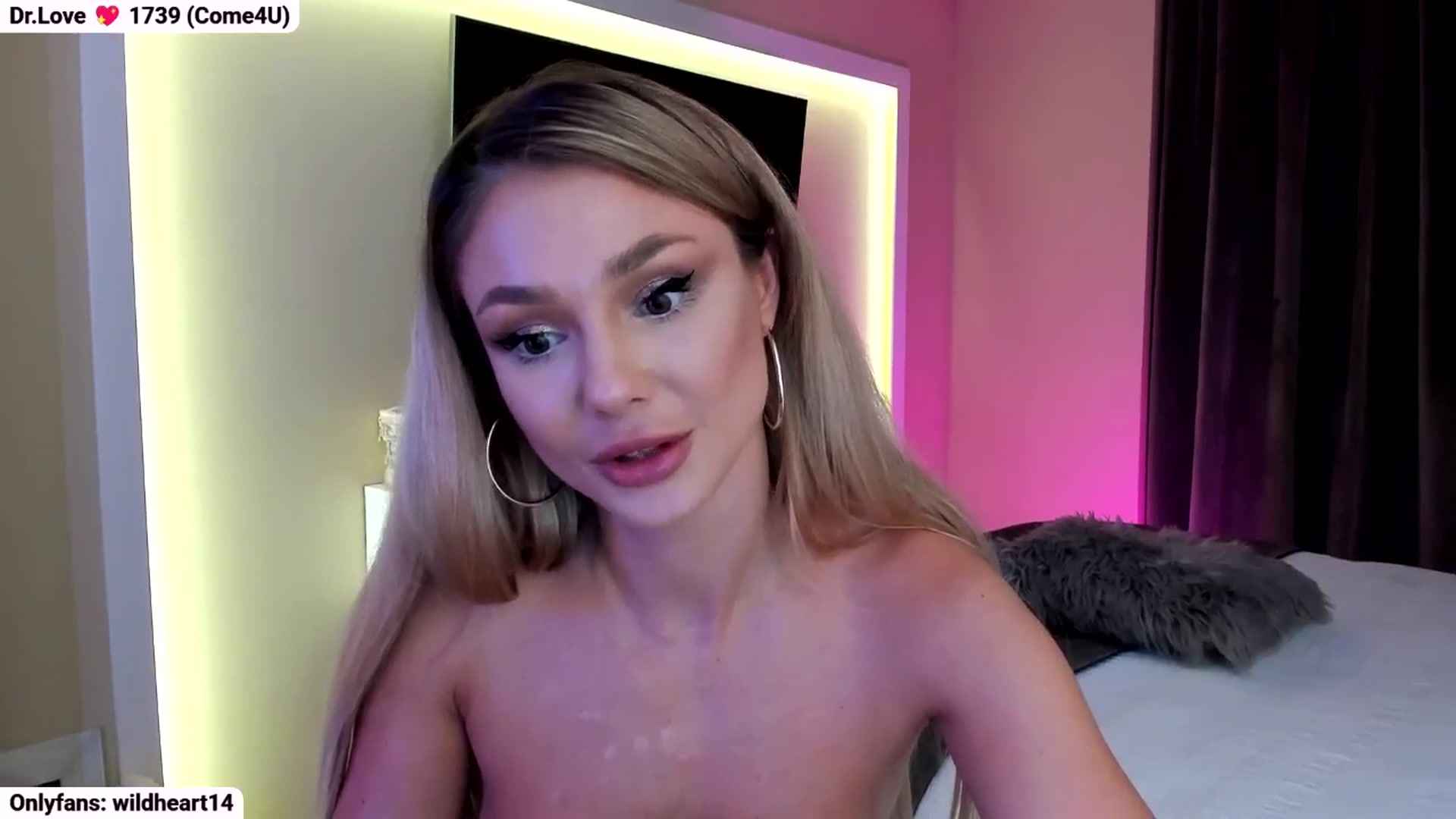 Gallery image thumbnail from Yveline's myfreecams stream on, 10/17/2025, 17:28 image 19 of 20