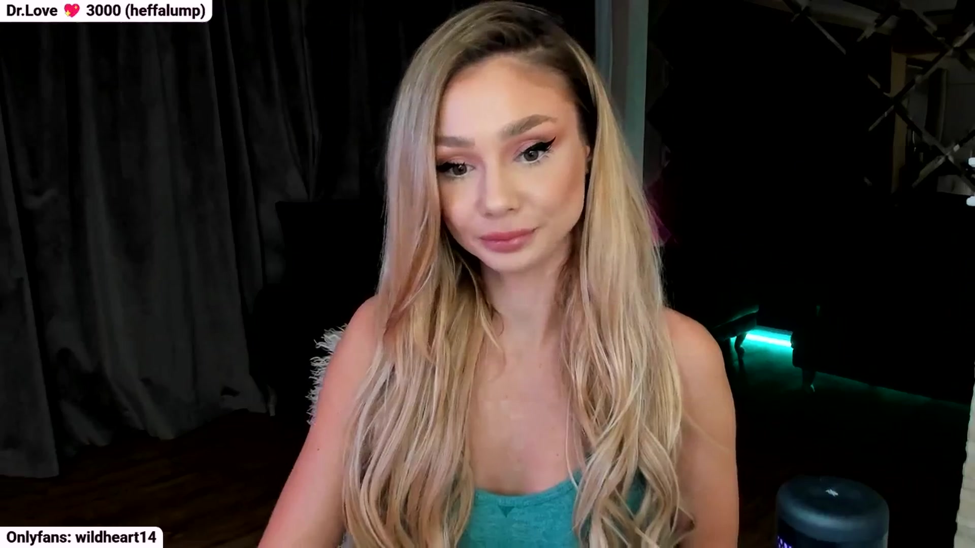 Gallery image thumbnail from Yveline's myfreecams stream on, 10/20/2025, 23:30 image 5 of 20