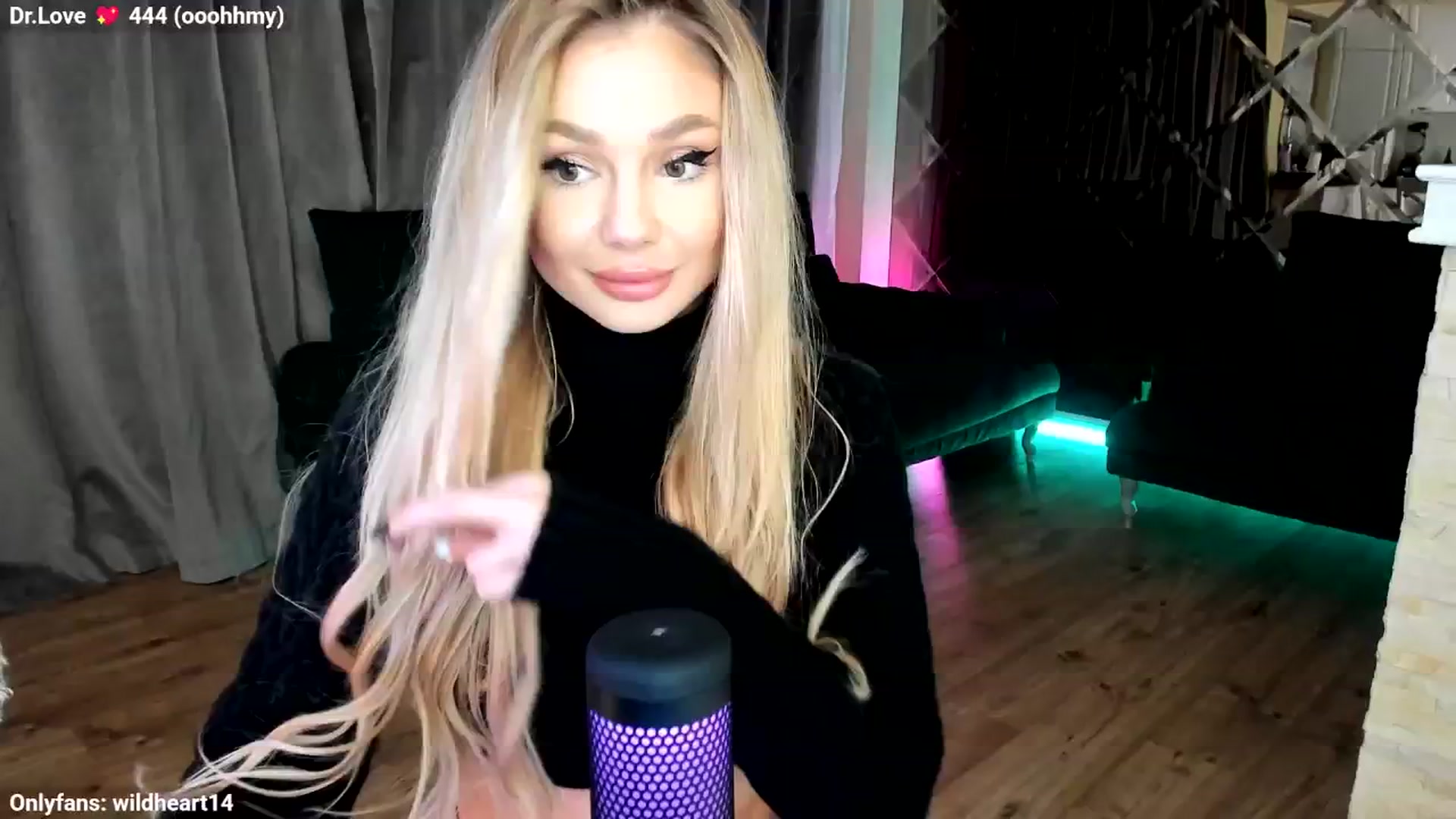 Gallery image thumbnail from Yveline's myfreecams stream on, 10/21/2025, 21:46 image 15 of 20