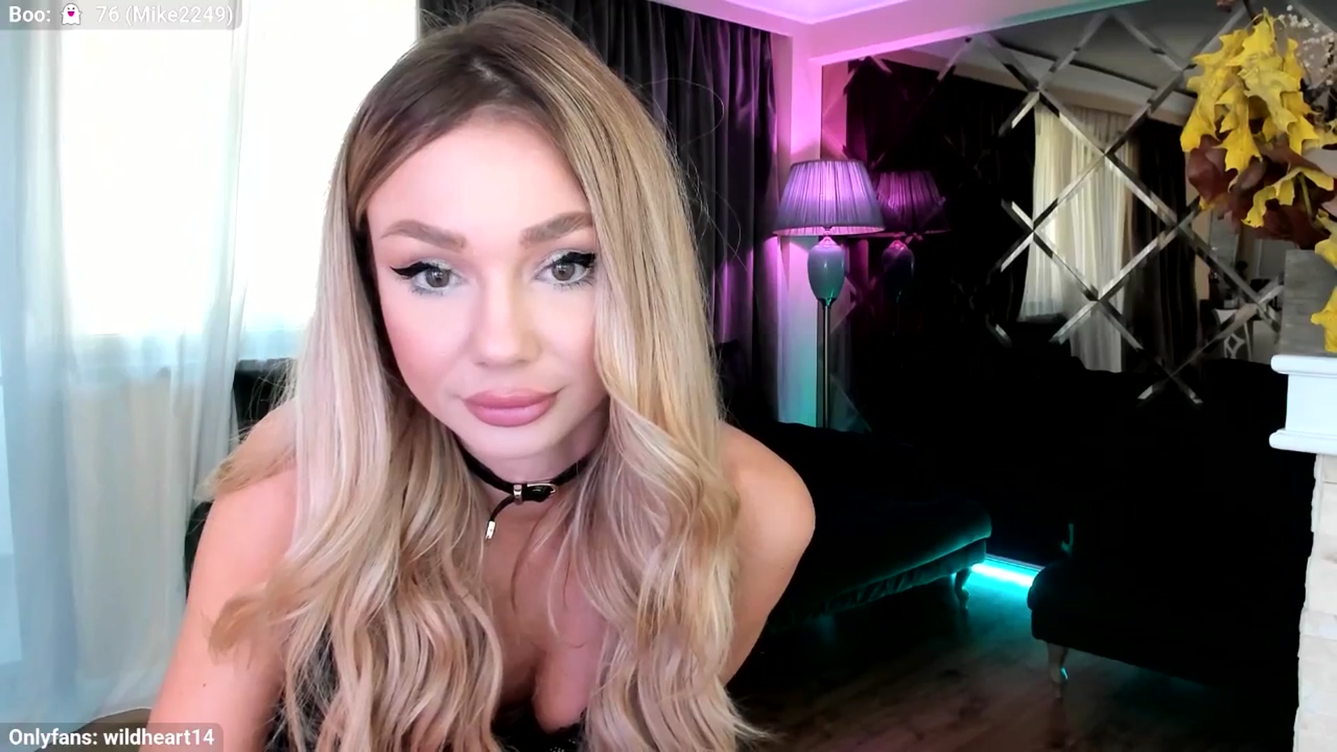Gallery image thumbnail from Yveline's myfreecams stream on, 10/28/2025, 14:30 image 14 of 20