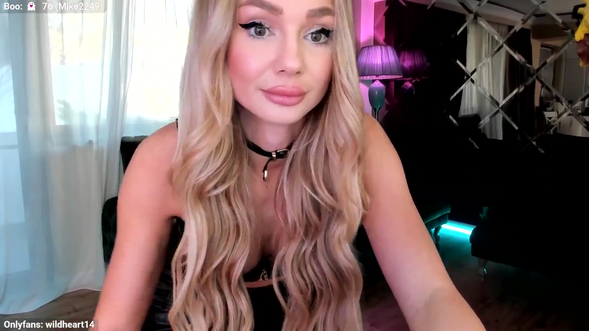 Gallery image thumbnail from Yveline's myfreecams stream on, 10/28/2025, 14:30 image 20 of 20