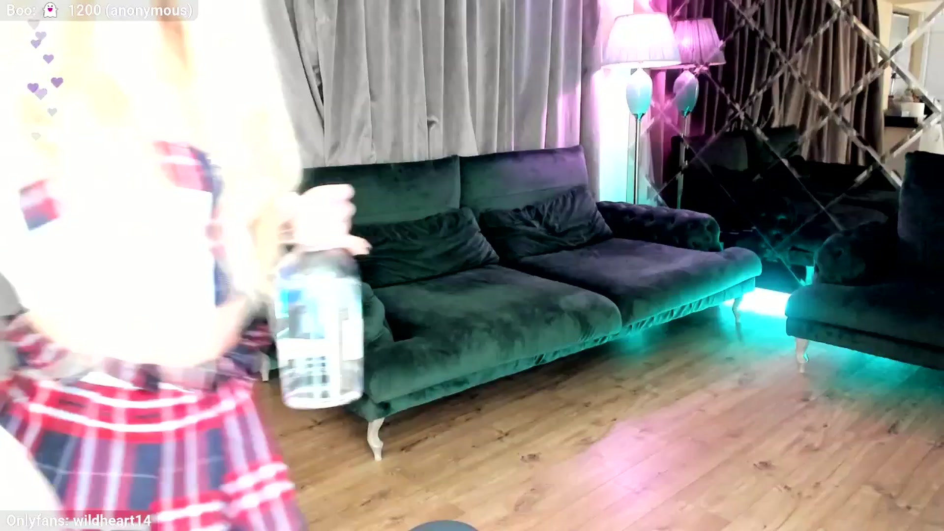 Gallery image thumbnail from Yveline's myfreecams stream on, 10/29/2025, 22:06 image 3 of 20