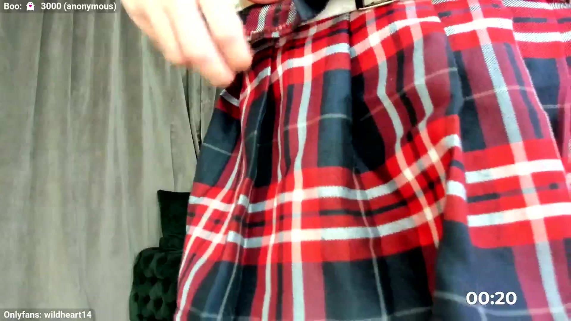 Gallery image thumbnail from Yveline's myfreecams stream on, 10/29/2025, 22:06 image 16 of 20