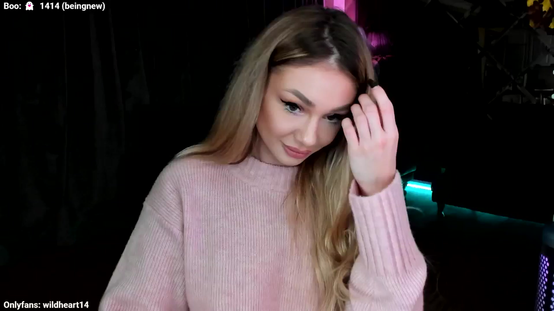 Gallery image thumbnail from Yveline's myfreecams stream on, 10/30/2025, 23:52 image 7 of 20