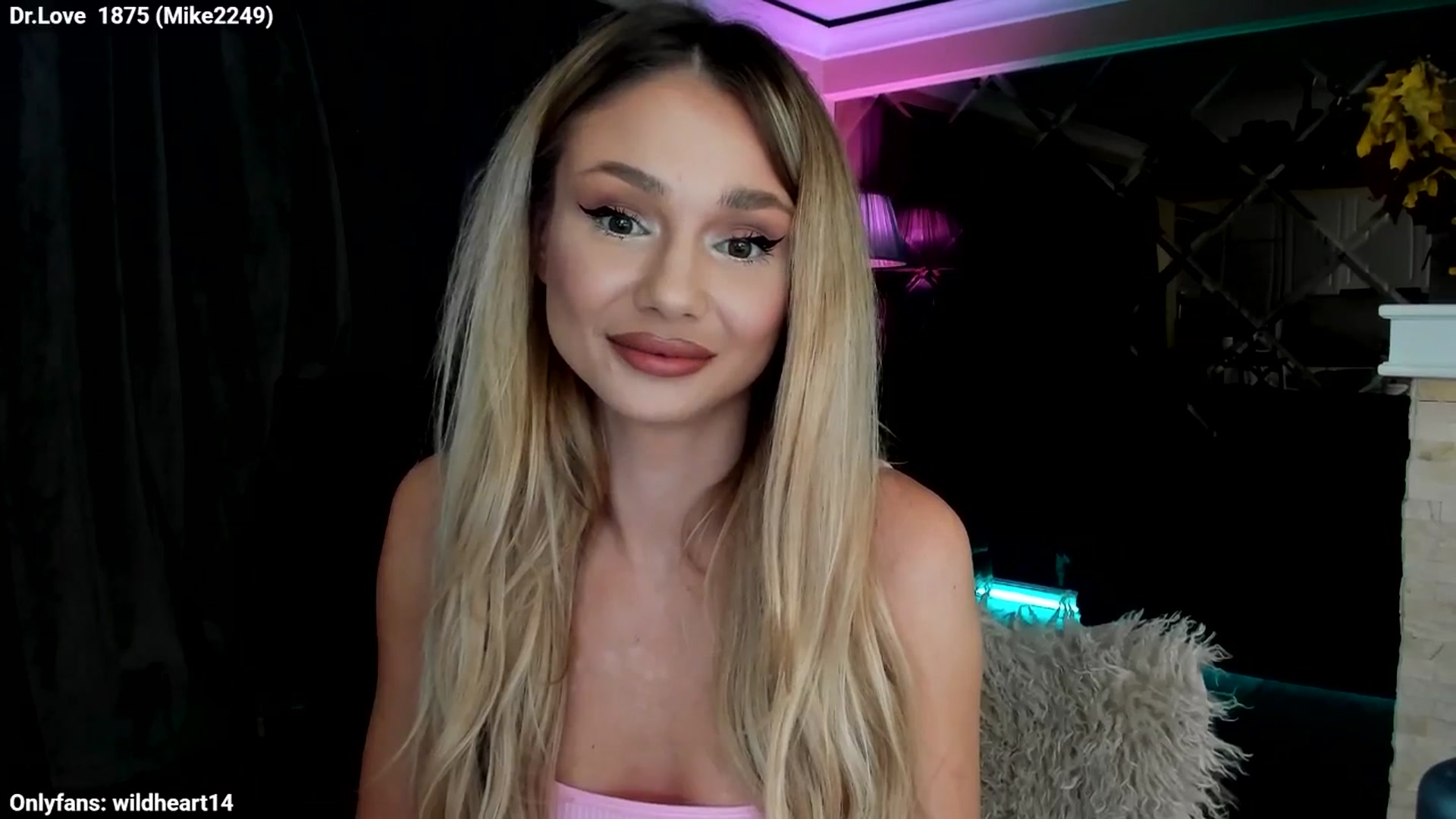 Gallery image thumbnail from Yveline's myfreecams stream on, 11/03/2025, 23:47 image 11 of 20