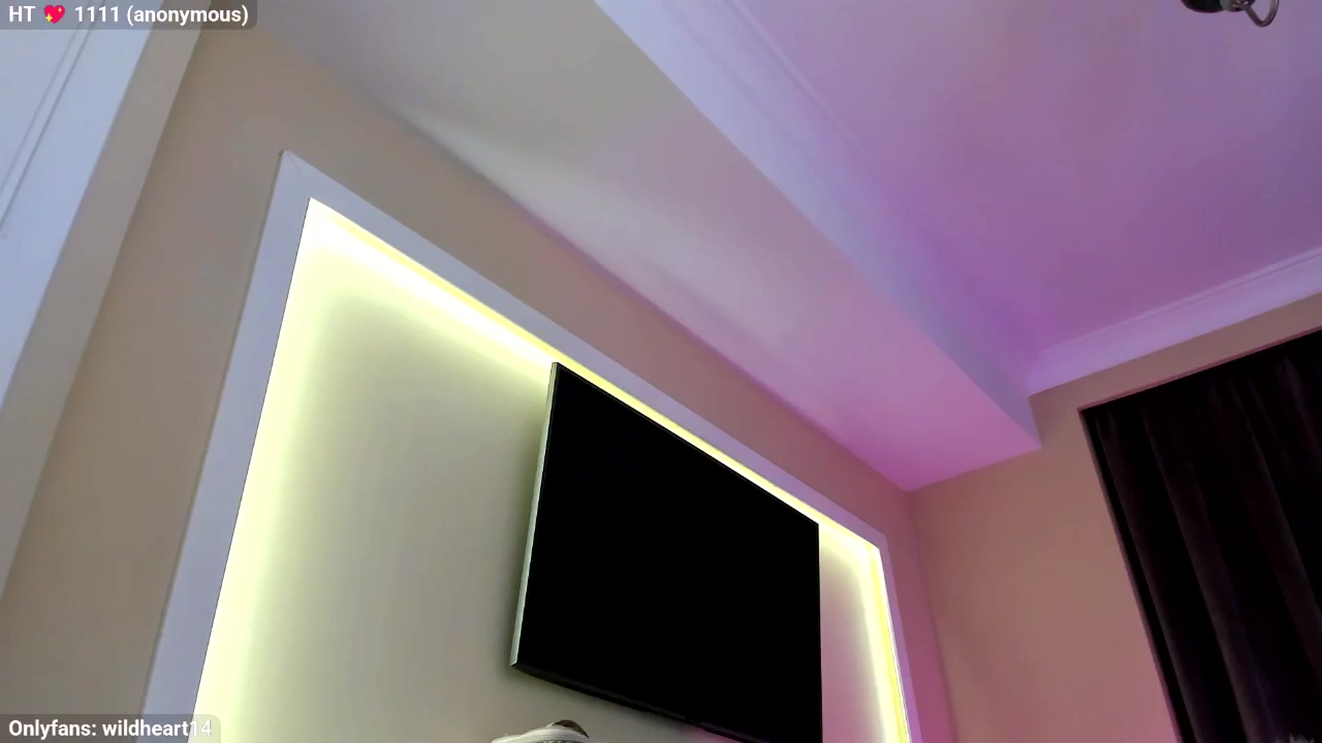 Gallery image thumbnail from Yveline's myfreecams stream on, 11/06/2025, 21:23 image 20 of 20
