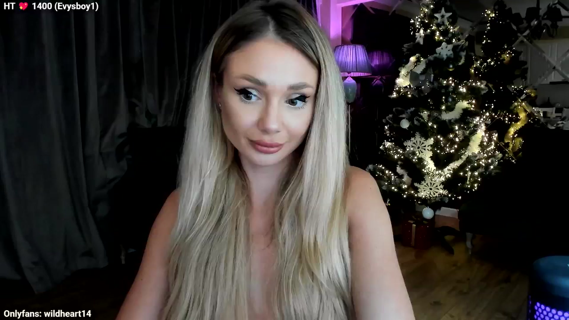 Gallery image thumbnail from Yveline's myfreecams stream on, 11/18/2025, 24:36 image 20 of 20