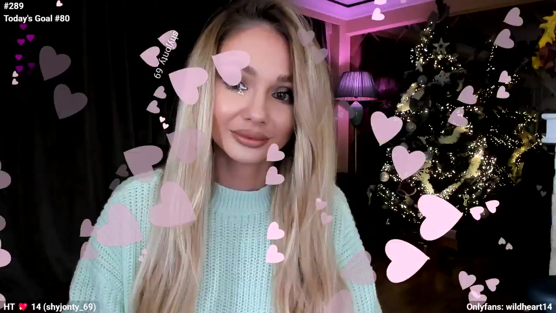 Gallery image thumbnail from Yveline's myfreecams stream on, 11/19/2025, 01:14 image 1 of 20