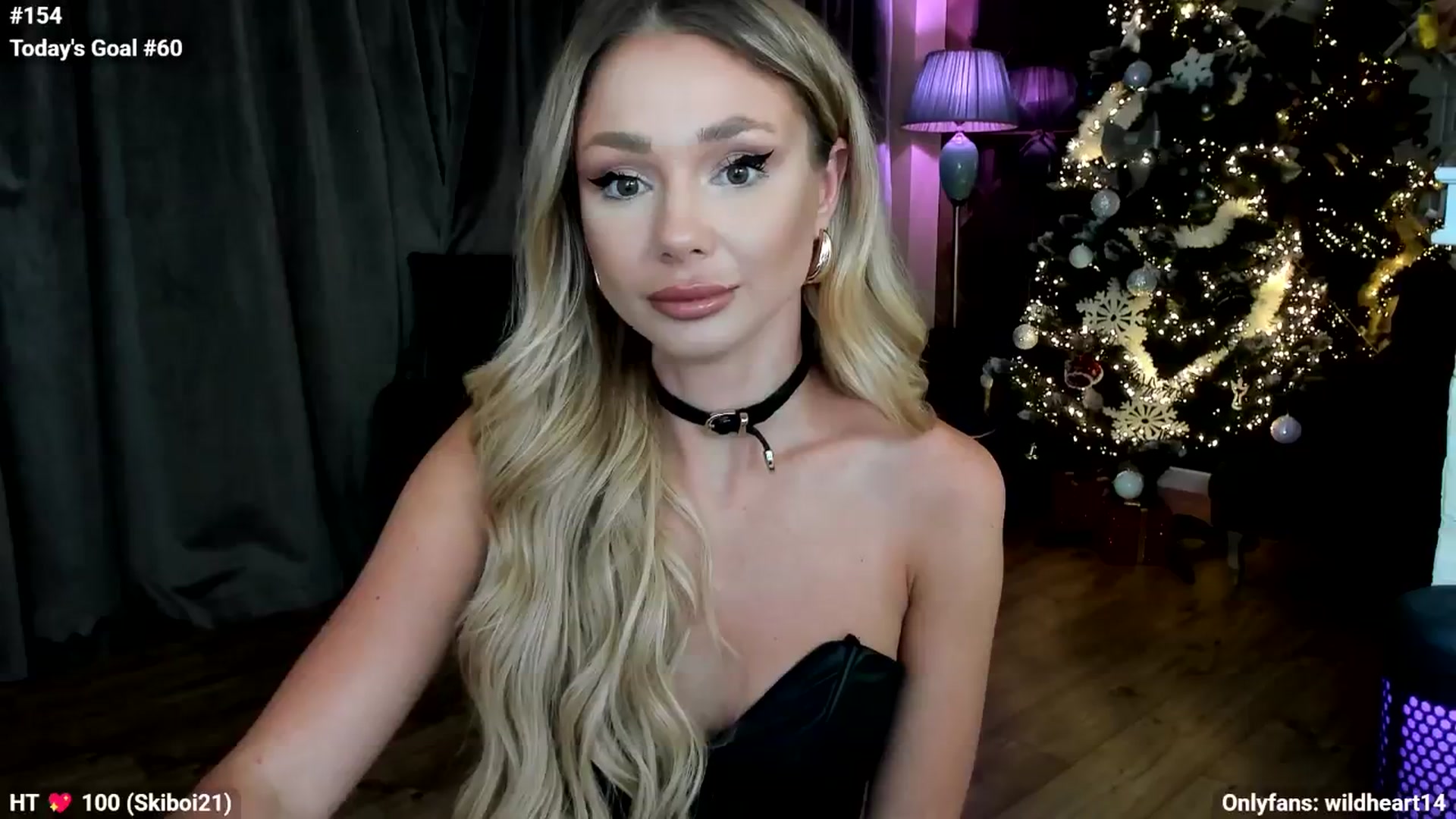 Gallery image thumbnail from Yveline's myfreecams stream on, 11/19/2025, 21:51 image 20 of 20