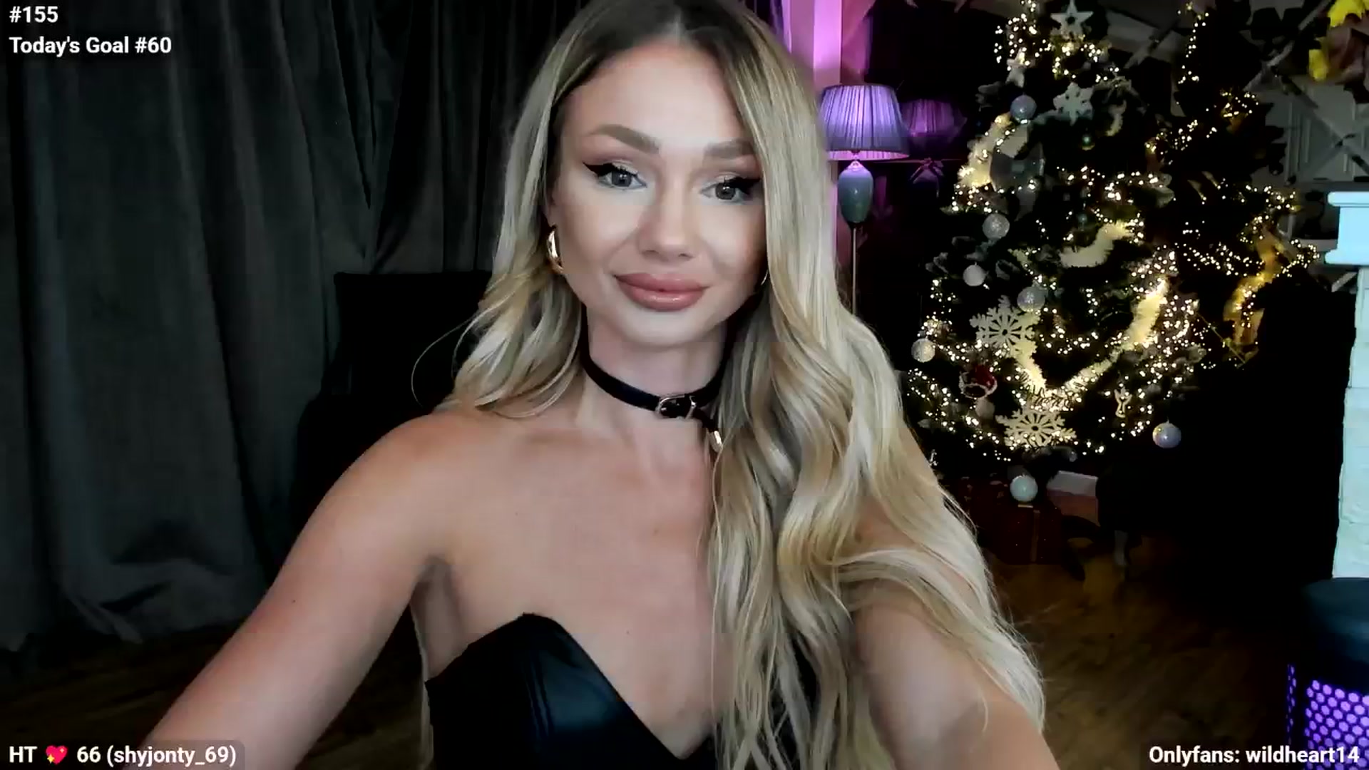 Gallery image thumbnail from Yveline's myfreecams stream on, 11/19/2025, 21:51 image 6 of 20