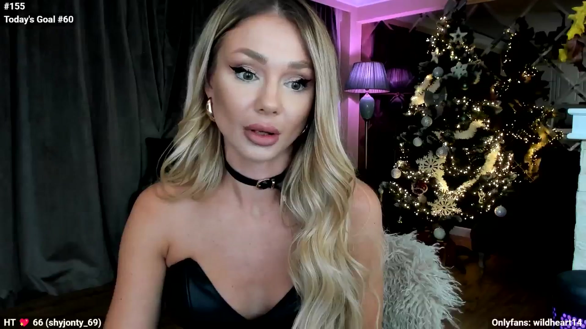Gallery image thumbnail from Yveline's myfreecams stream on, 11/19/2025, 21:51 image 3 of 20