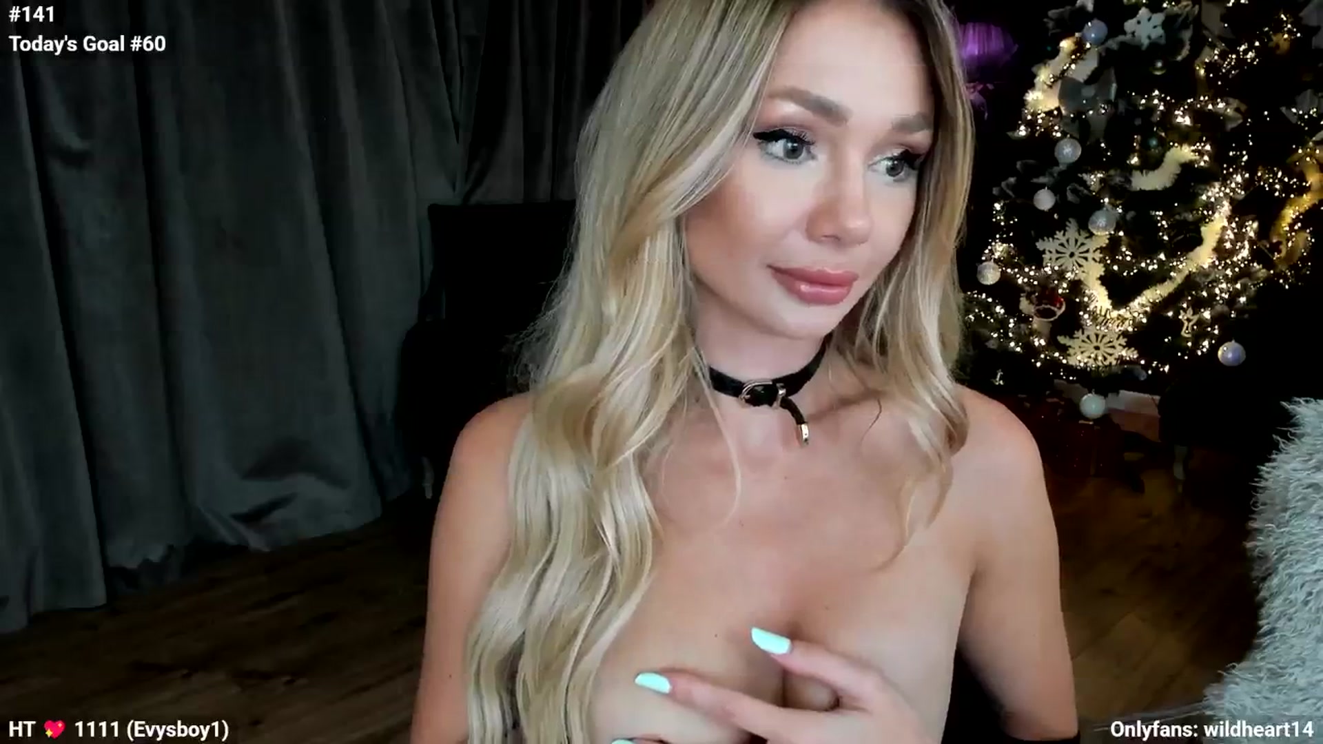 Gallery image thumbnail from Yveline's myfreecams stream on, 11/20/2025, 01:58 image 16 of 20